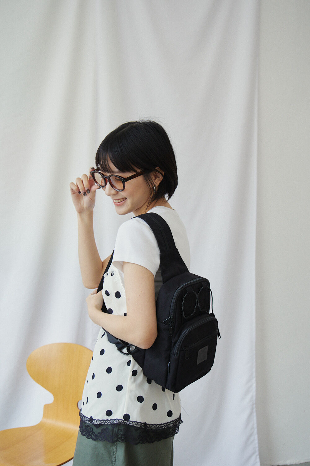 CORDURA  城市輕盈斜跨後背包｜NETTA