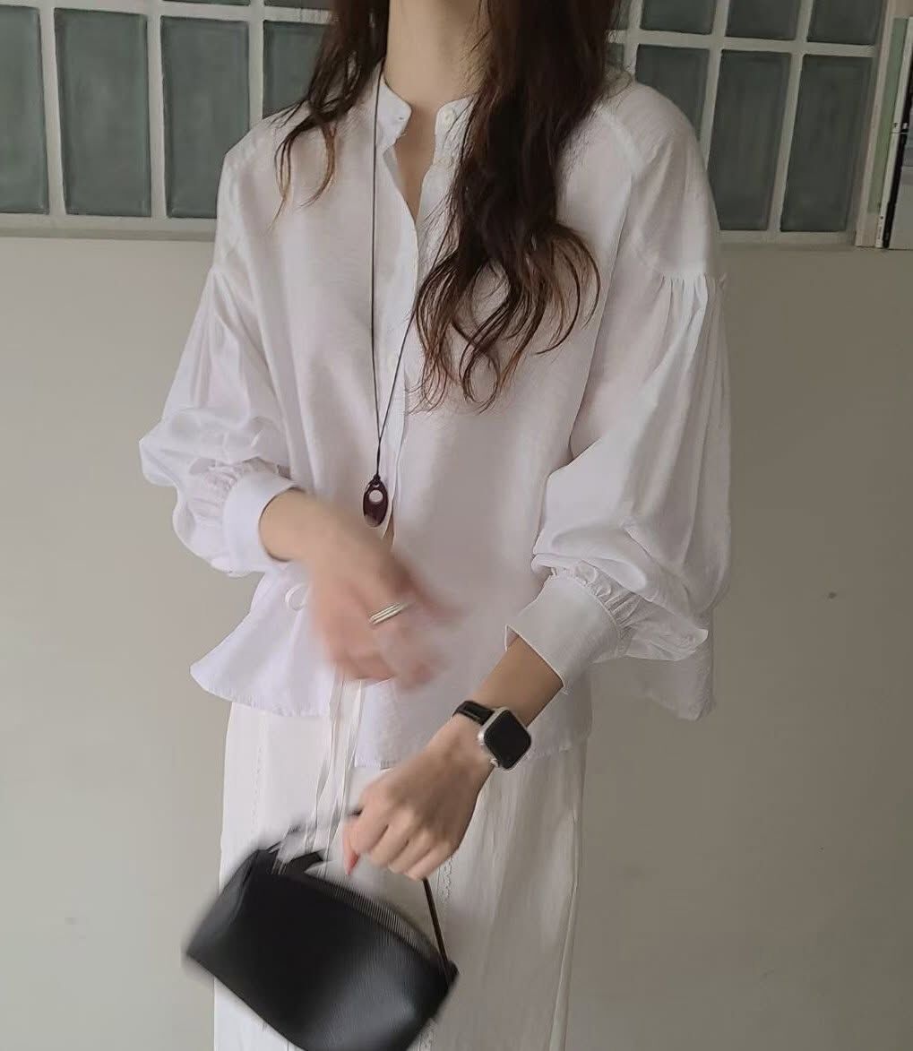 雲朵白日常好搭澎袖圓領襯衫