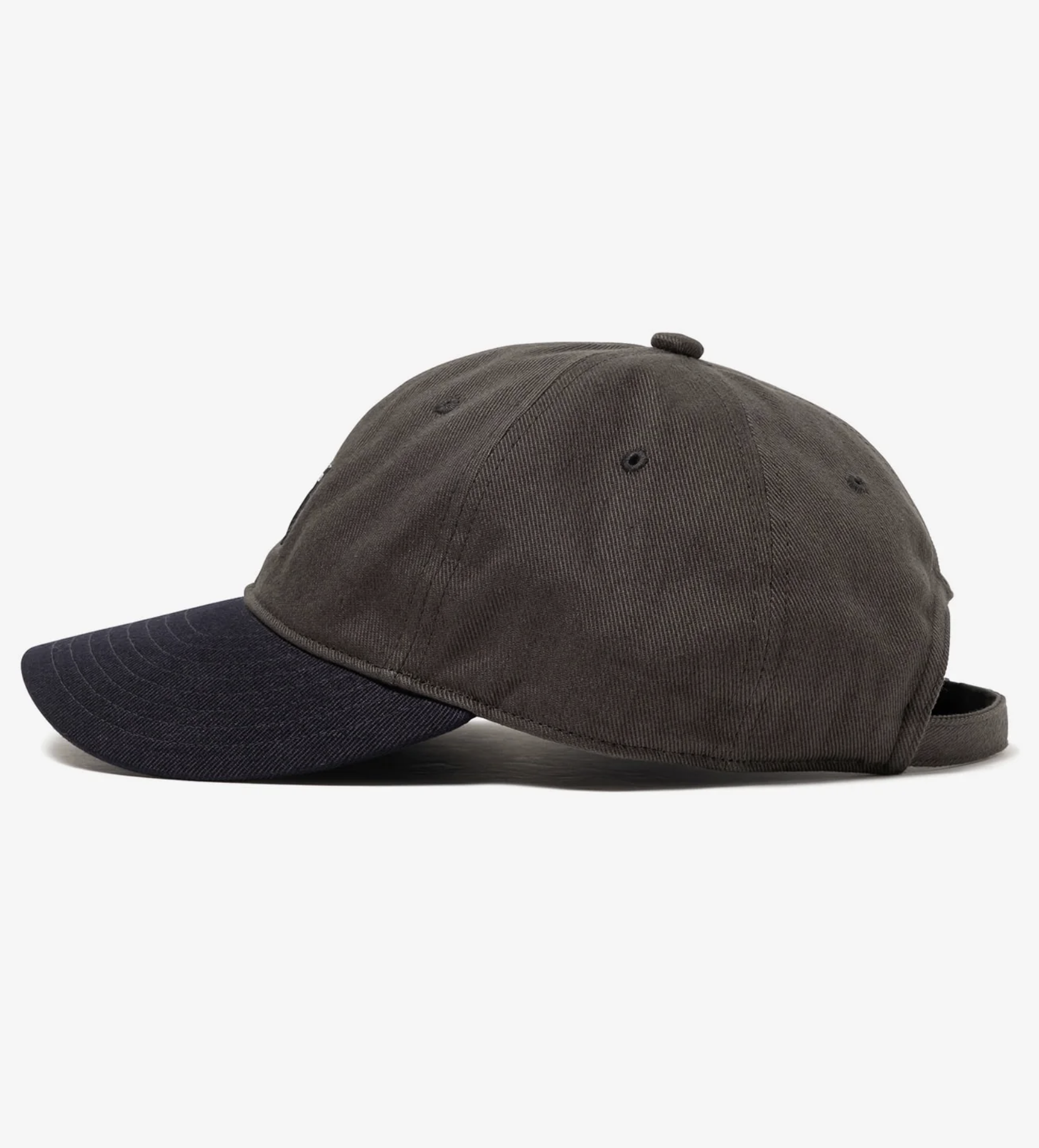 WTAPS SS26 T-6M 04 / CAP / COTTON. TWILL