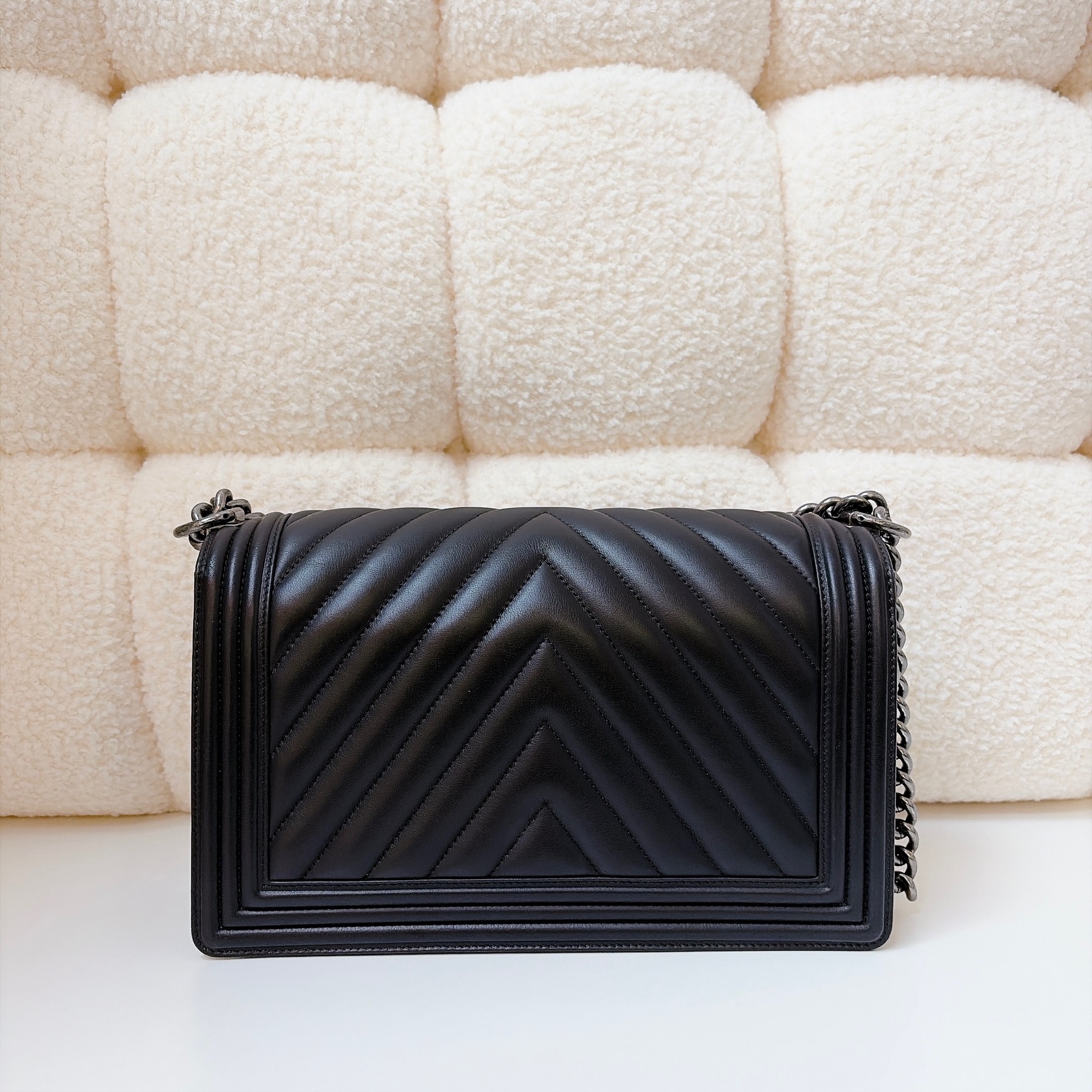 Chanel Boy 28 Handbag - Black / SHW