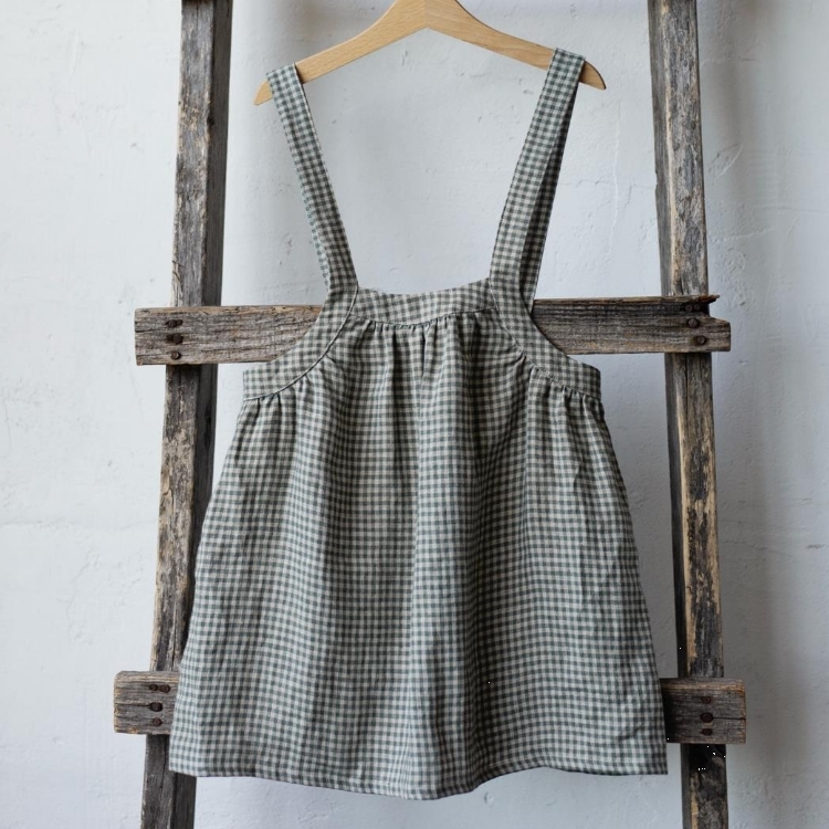 (預購)ALL THE BEAUTIFUL LINEN 後綁結吊帶短裙 MARINA PINAFORE