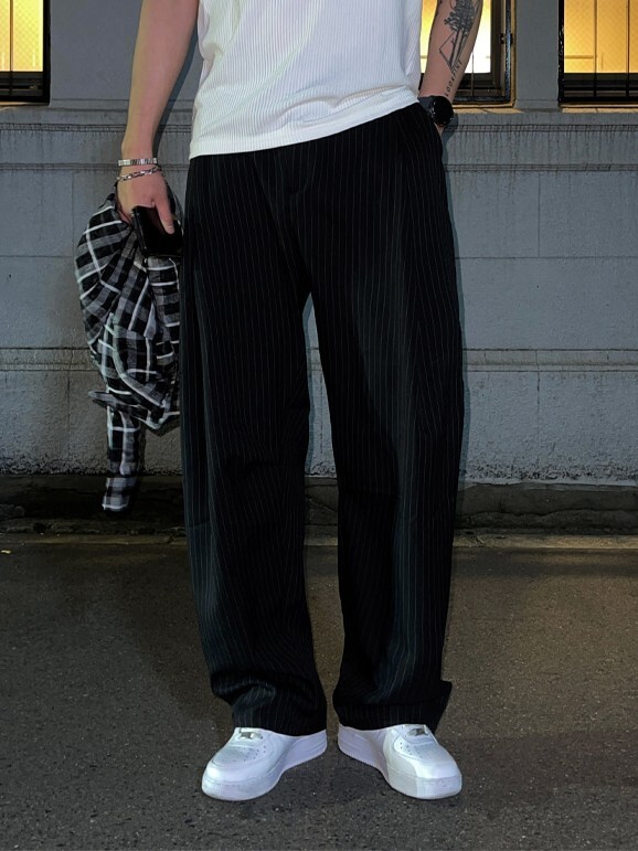 Striped Curved Slacks