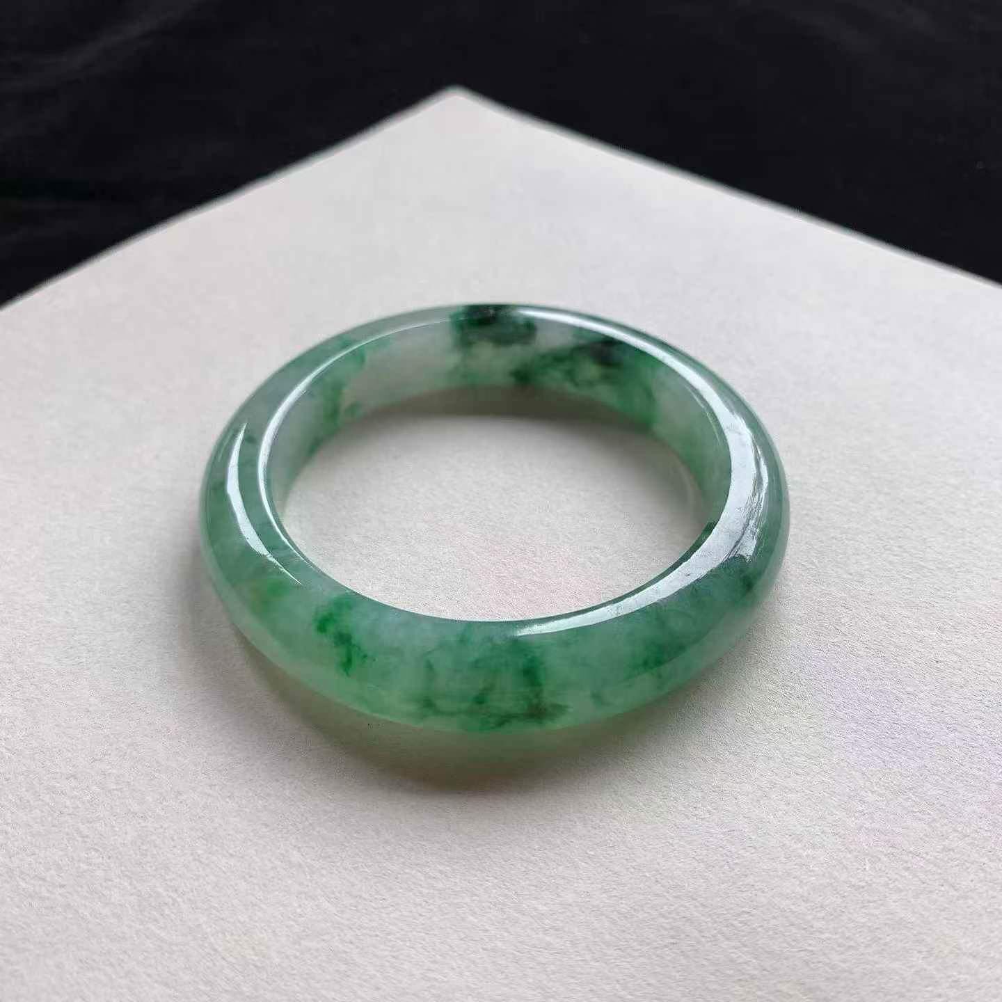 辣綠翡翠正圈手鐲,天然翡翠A玉, 緬甸玉, Jade, Jadeite