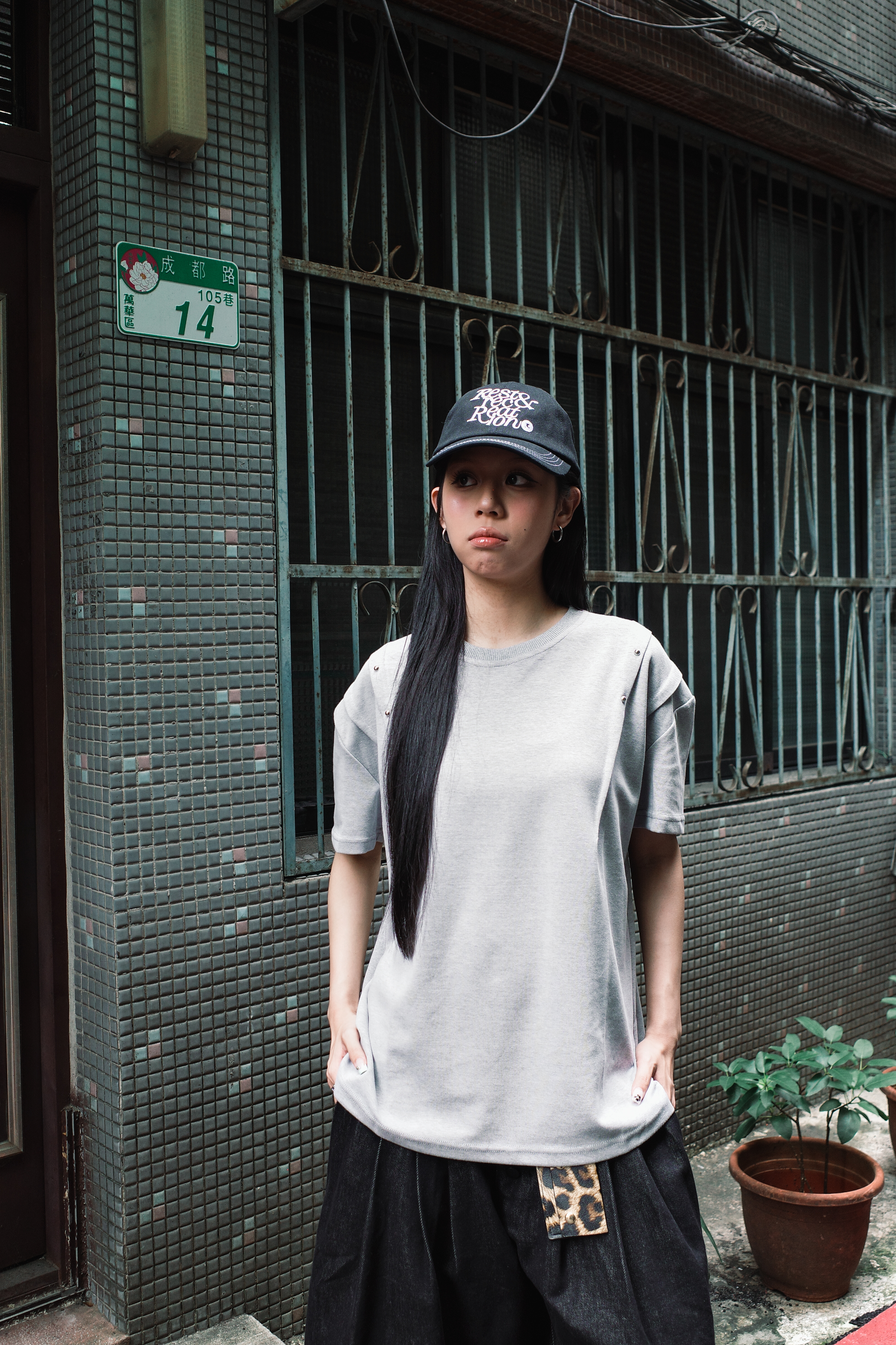 『Always_Good』皺摺 拼接 鉚釘 解構 短TEE