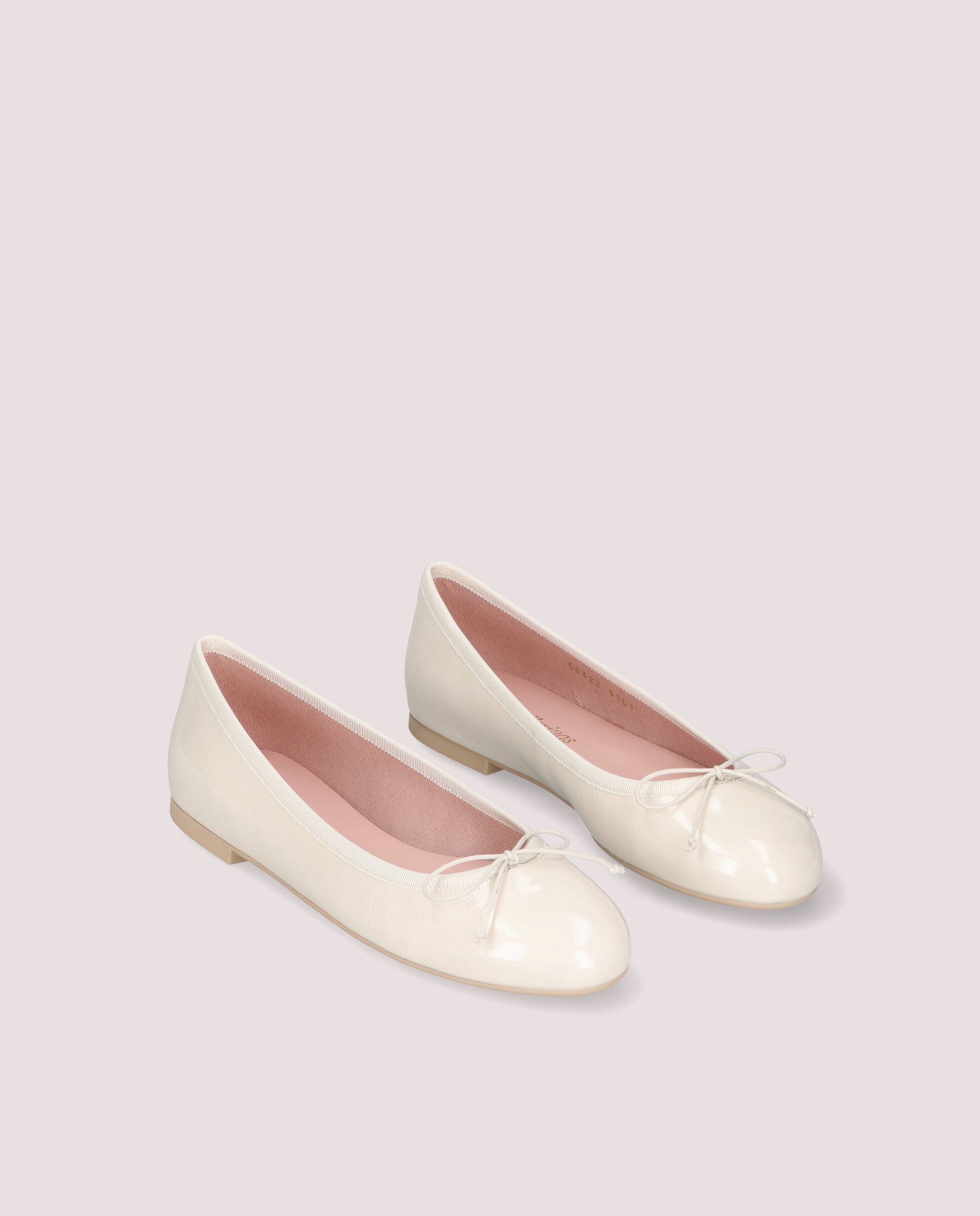 1PB0611-028 [PRETTY BALLERINAS] Nicole Ballerina In Ivory Patent Leather #50322_046 (EU)