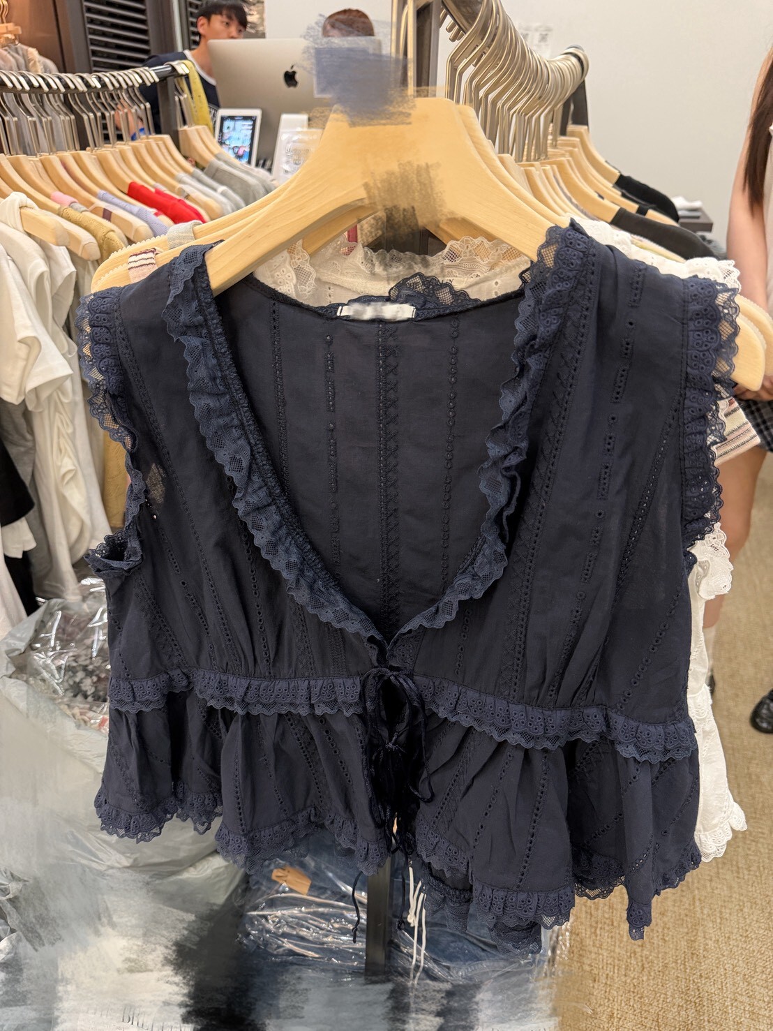 #AH11波西荷葉滾邊背心(咖/白/深藍)
