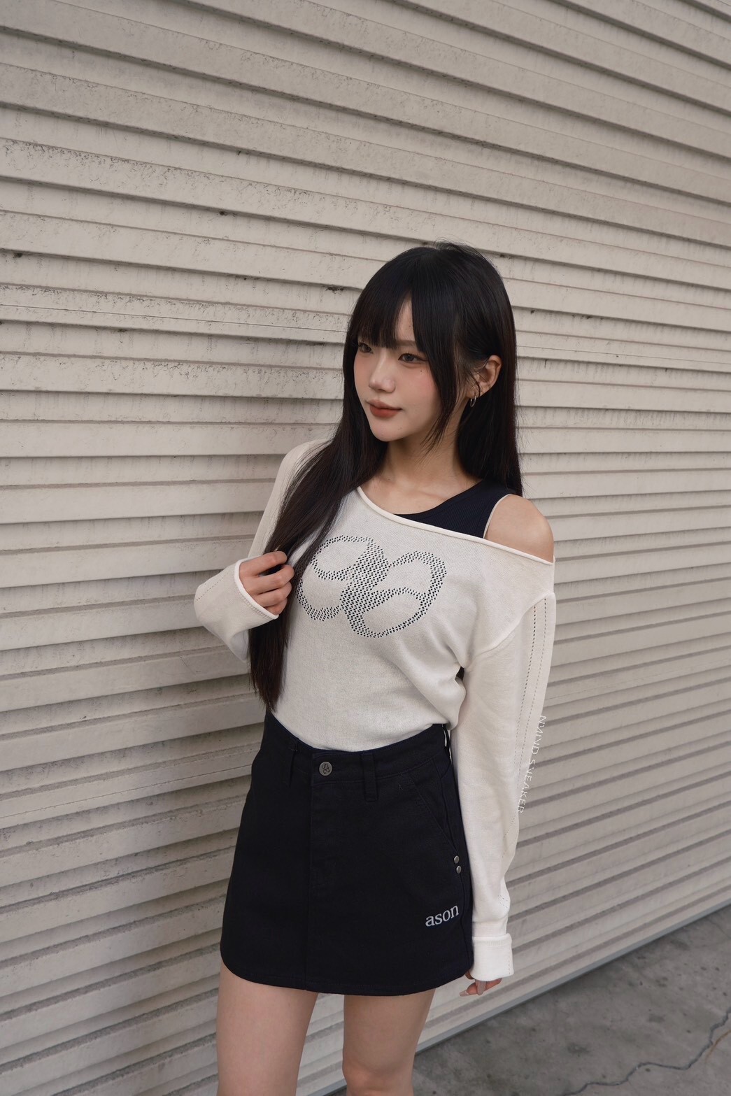 <快速出貨> ASON SILHOUETTE KNIT 剪影薄罩衫