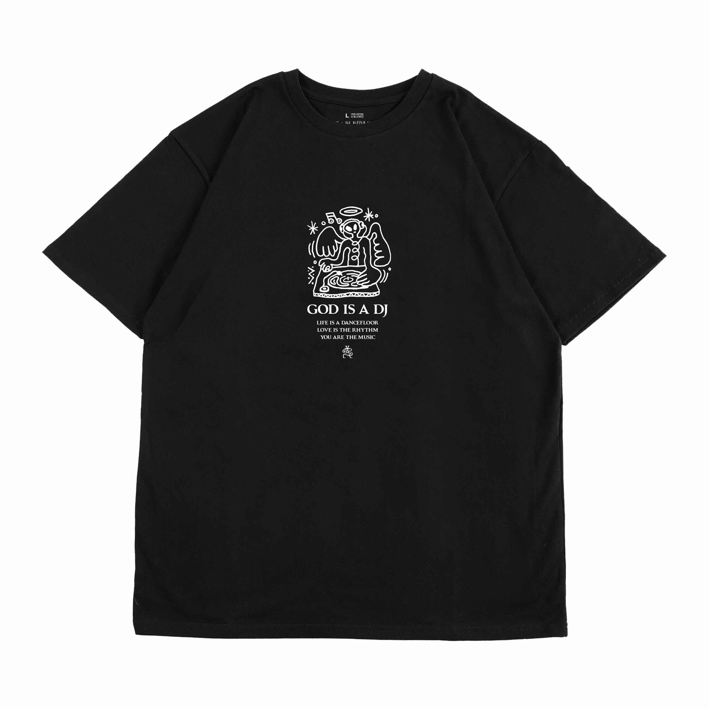 SIGHT - GOD IS DJ - Boxy Cut 機能彈性短Tee - 黑