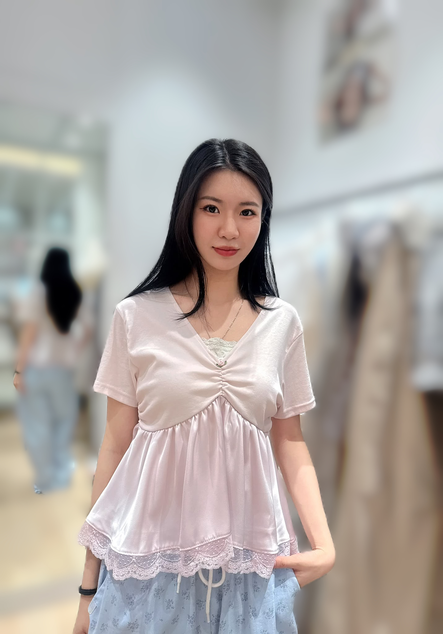 BC03  胸38-48 長20 $ 449(一口價)