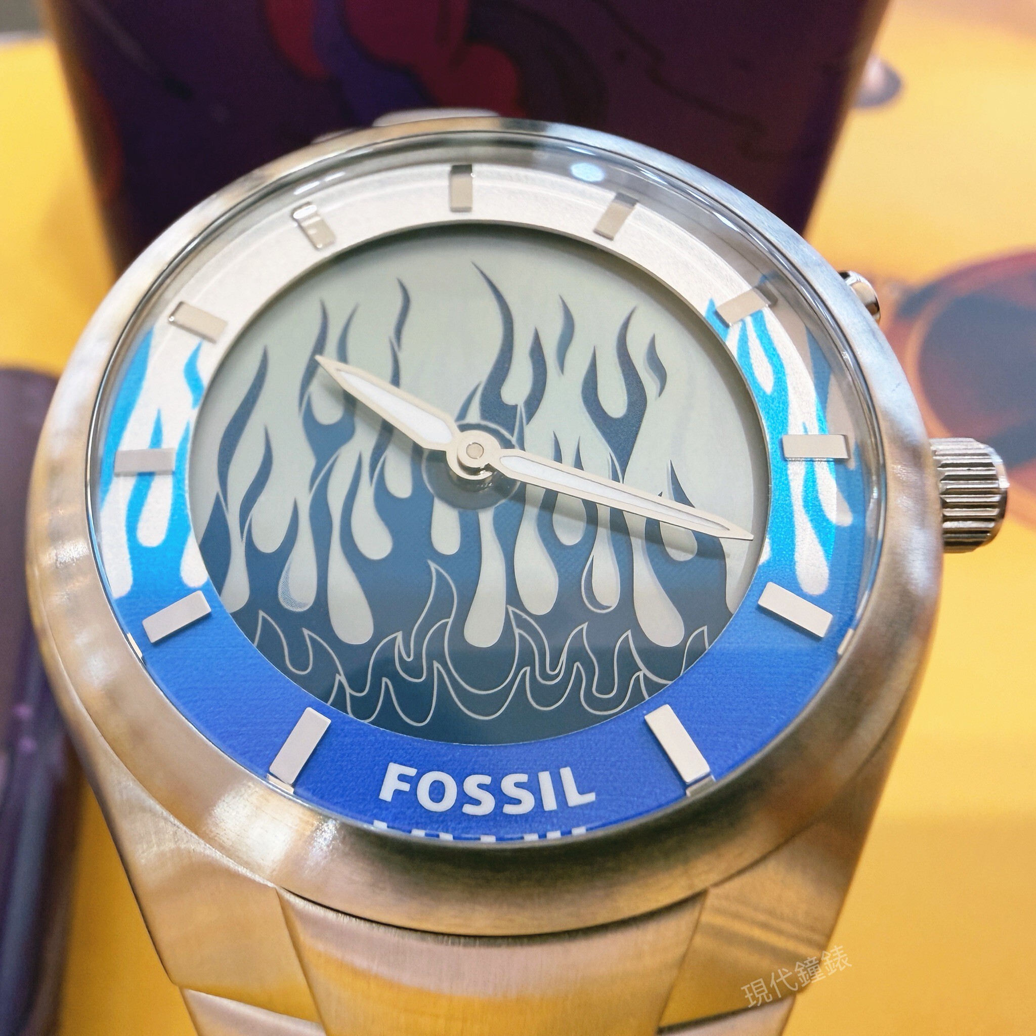 【FOSSIL】Y2K Big Tic 限量復刻 雙顯示火焰數位圖騰手錶LE1234 40mm  現代鐘錶