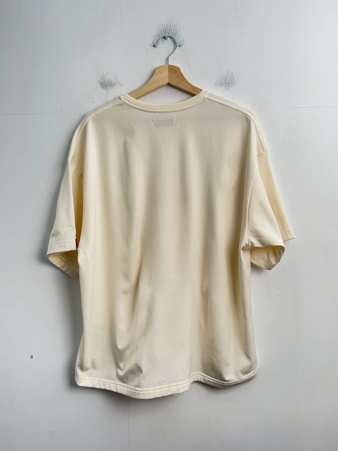 TIGHTBOOTH INSIDE OUT PILE S/S T-SHIRT IVORY SIZE M