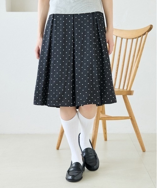kutir / Dot Pleated Midi Skirt