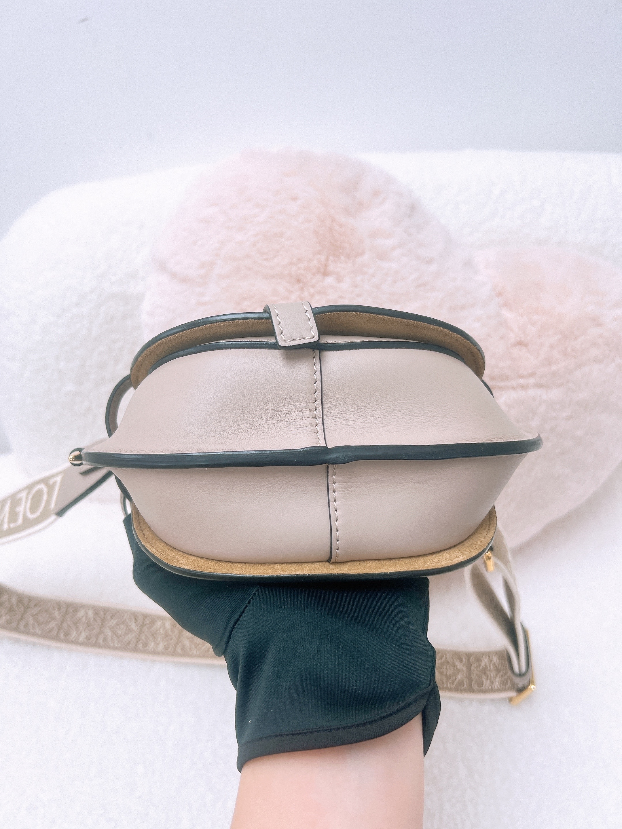 Loewe gate dual mini sand