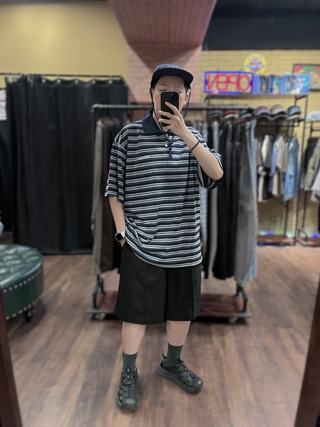 Ease自在褶感寬版短褲