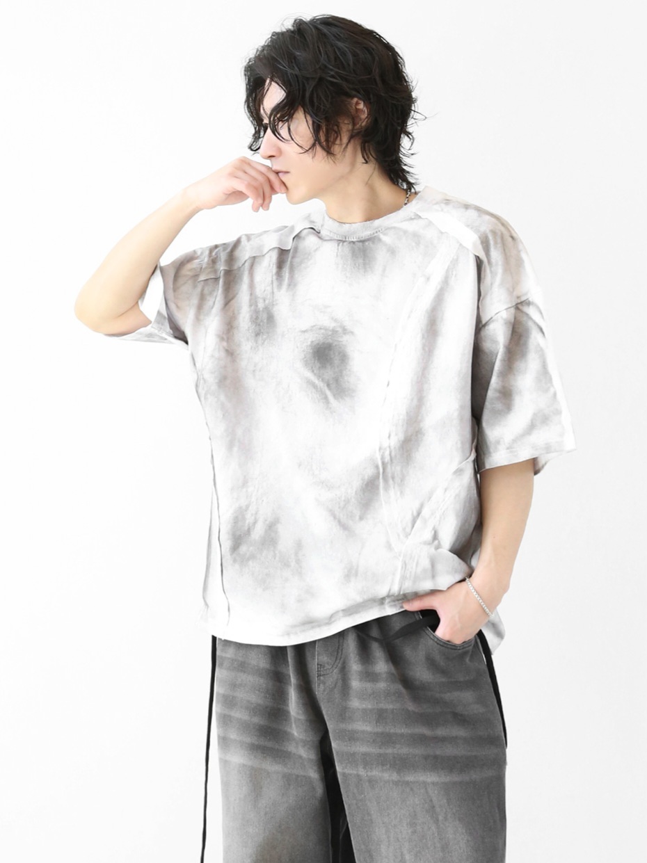 Dirty, smoked, washed raglan T-shirt