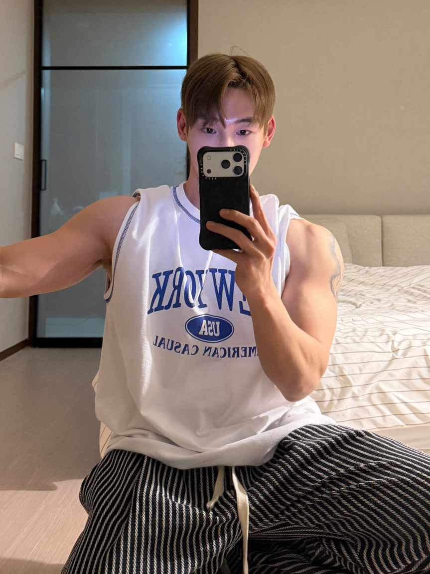 New York America Sleeveless