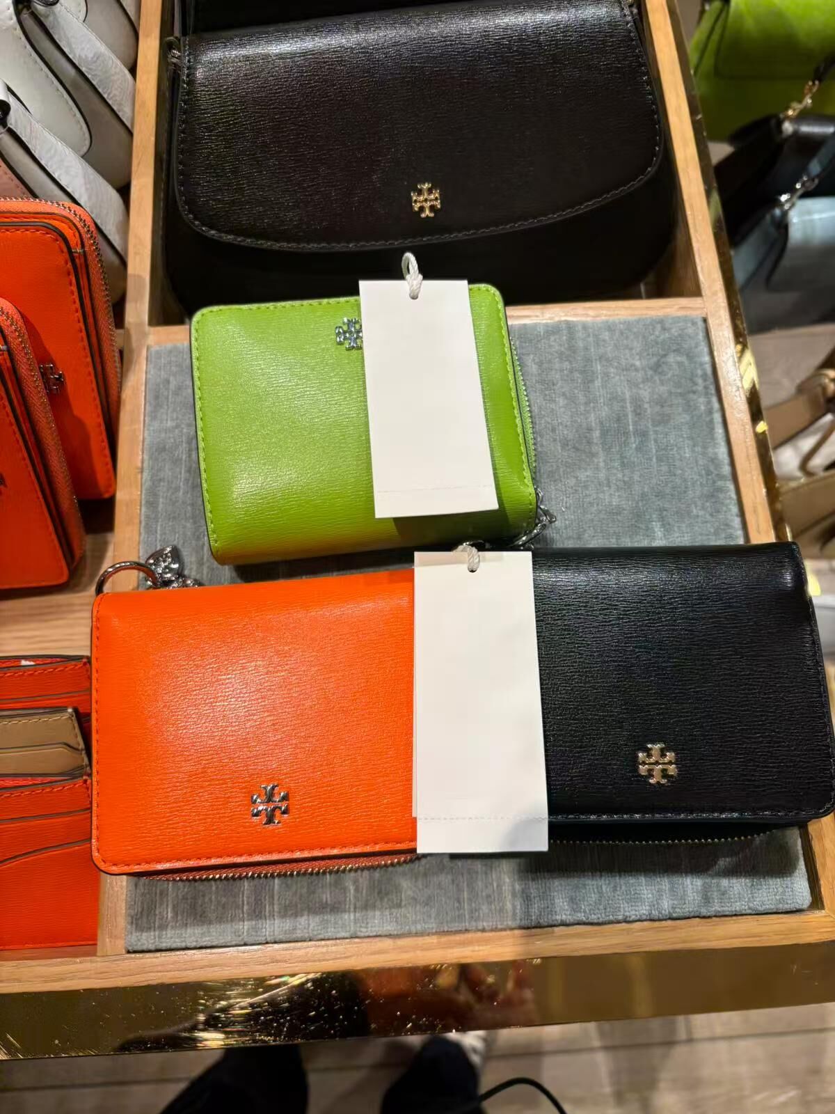 【預購】H061215 Tory Burch 短銀包