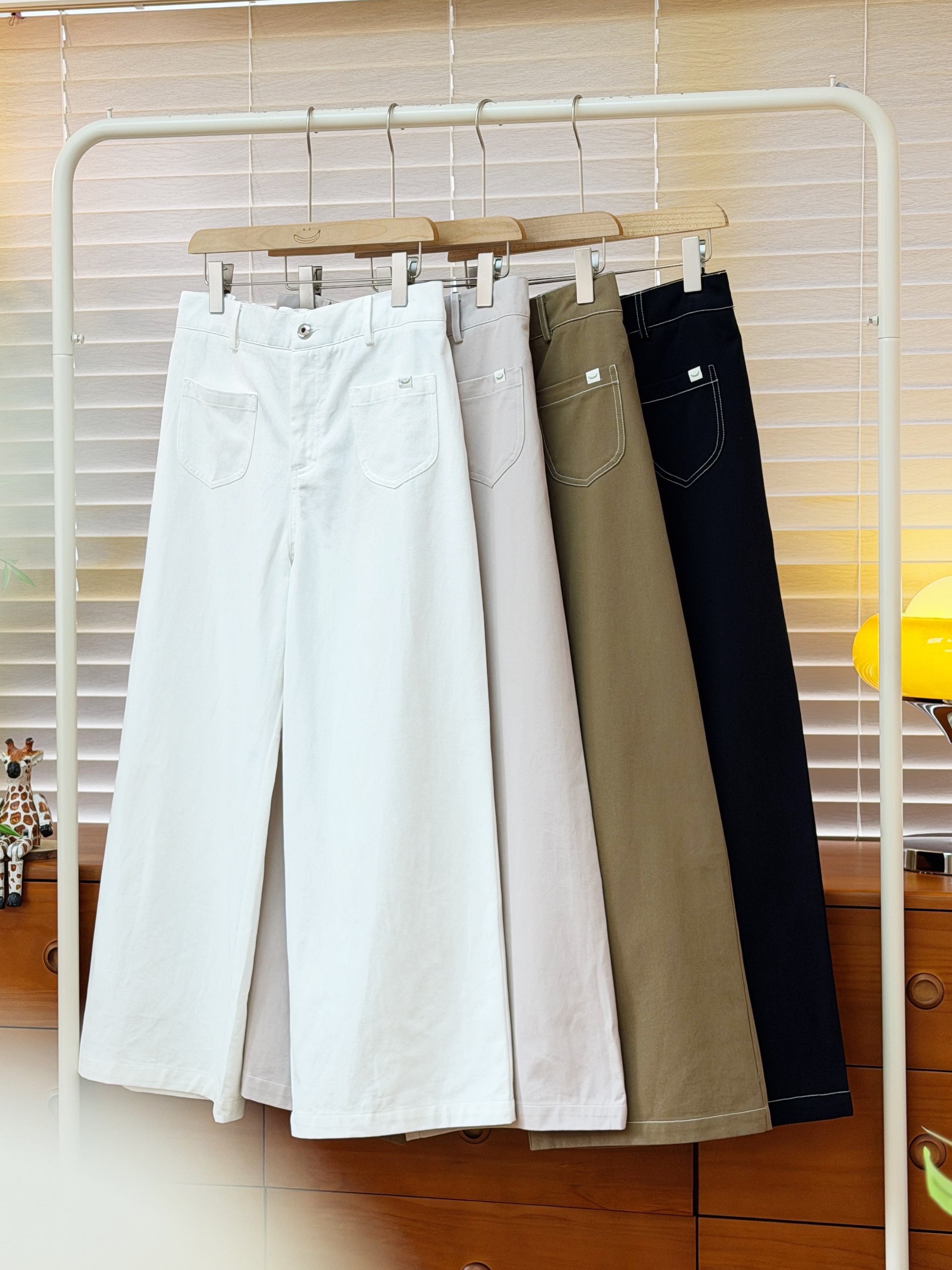 四色 / 小尖袋明線闊腳長褲 / Pointed Pockets Topstitched Wide-Leg Pants