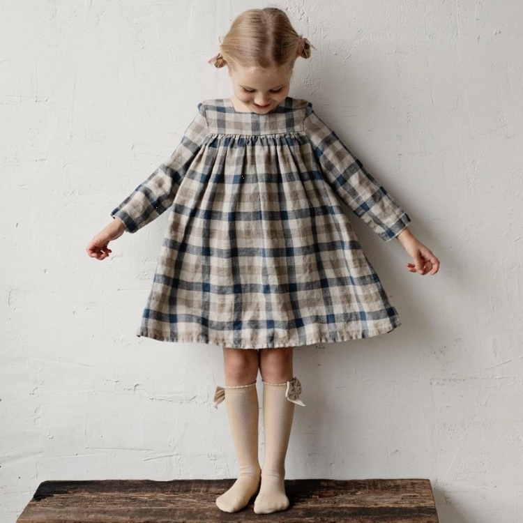 (預購)ALL THE BEAUTIFUL LINEN 經典方領長袖洋裝 CLASSIC DRESS (LONG SLEEVE)