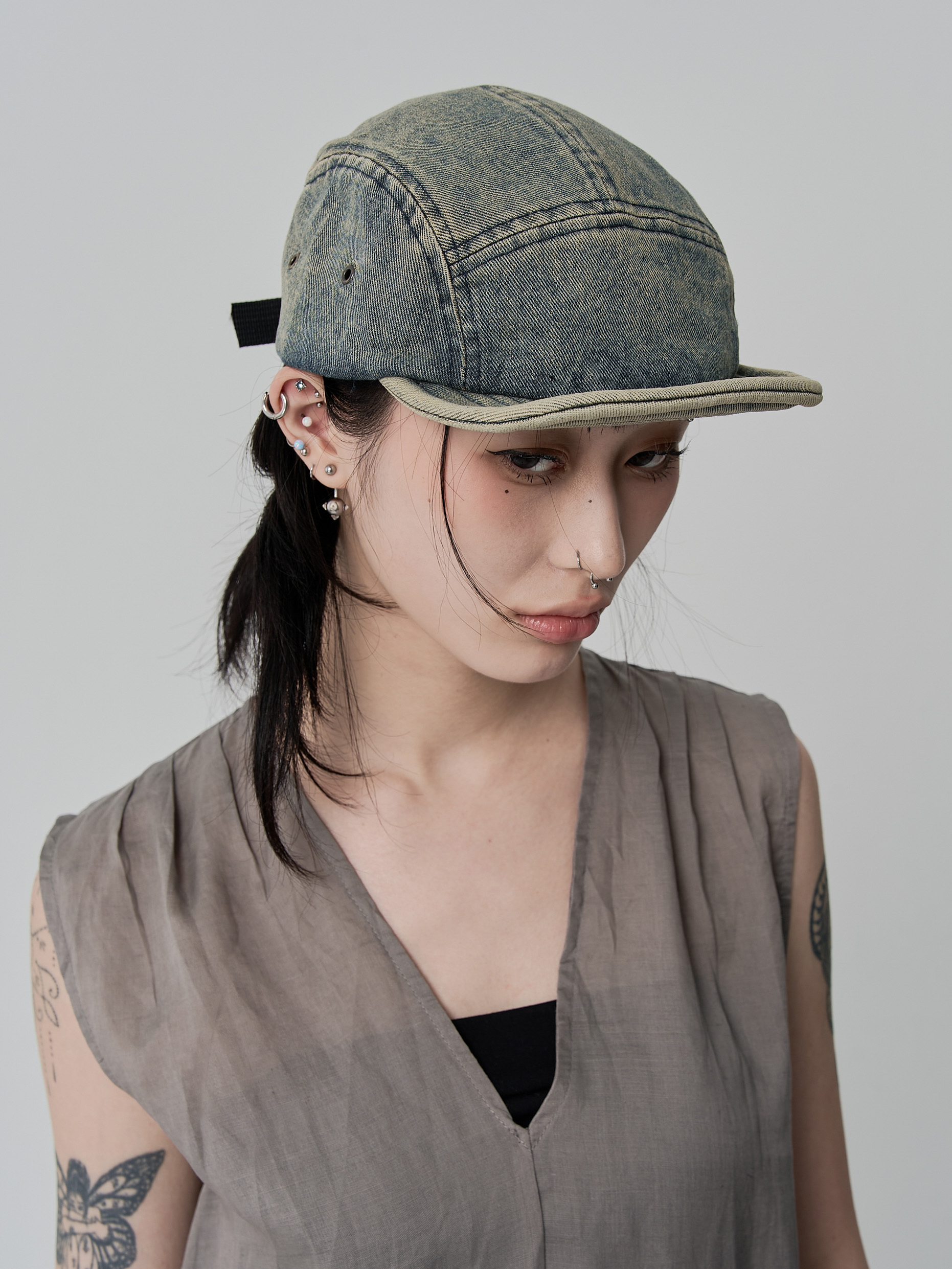 短簷捲邊丹寧棒球帽-黃藍