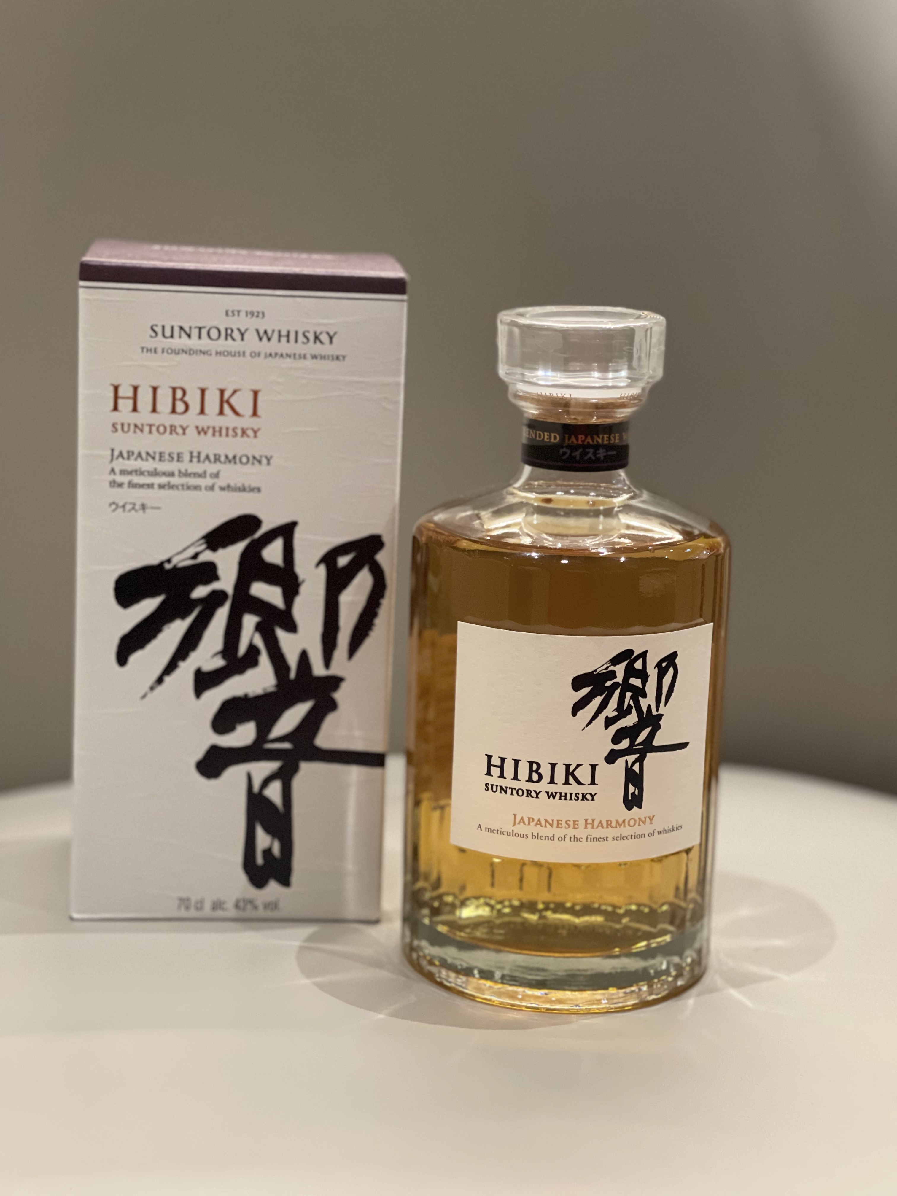 響 Hibiki Japanese Harmony Whisky
