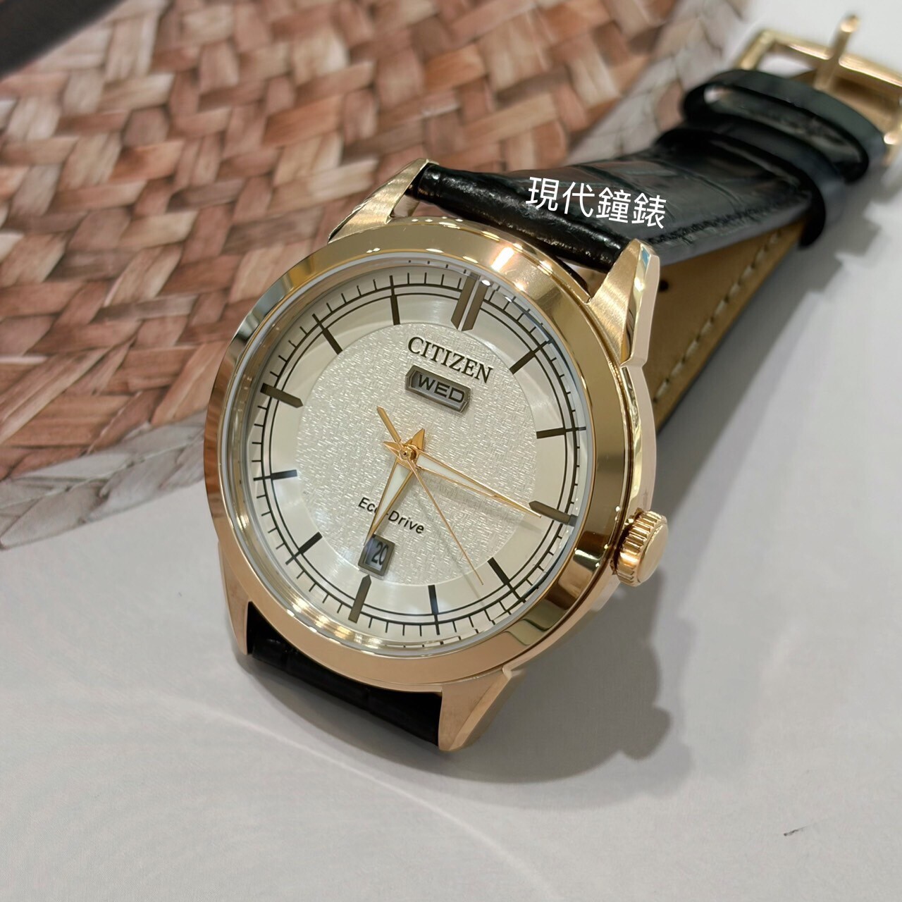 【CITIZEN 星辰】 光動能大三針知性手錶 AW0153-04A 40mm 現代鐘錶