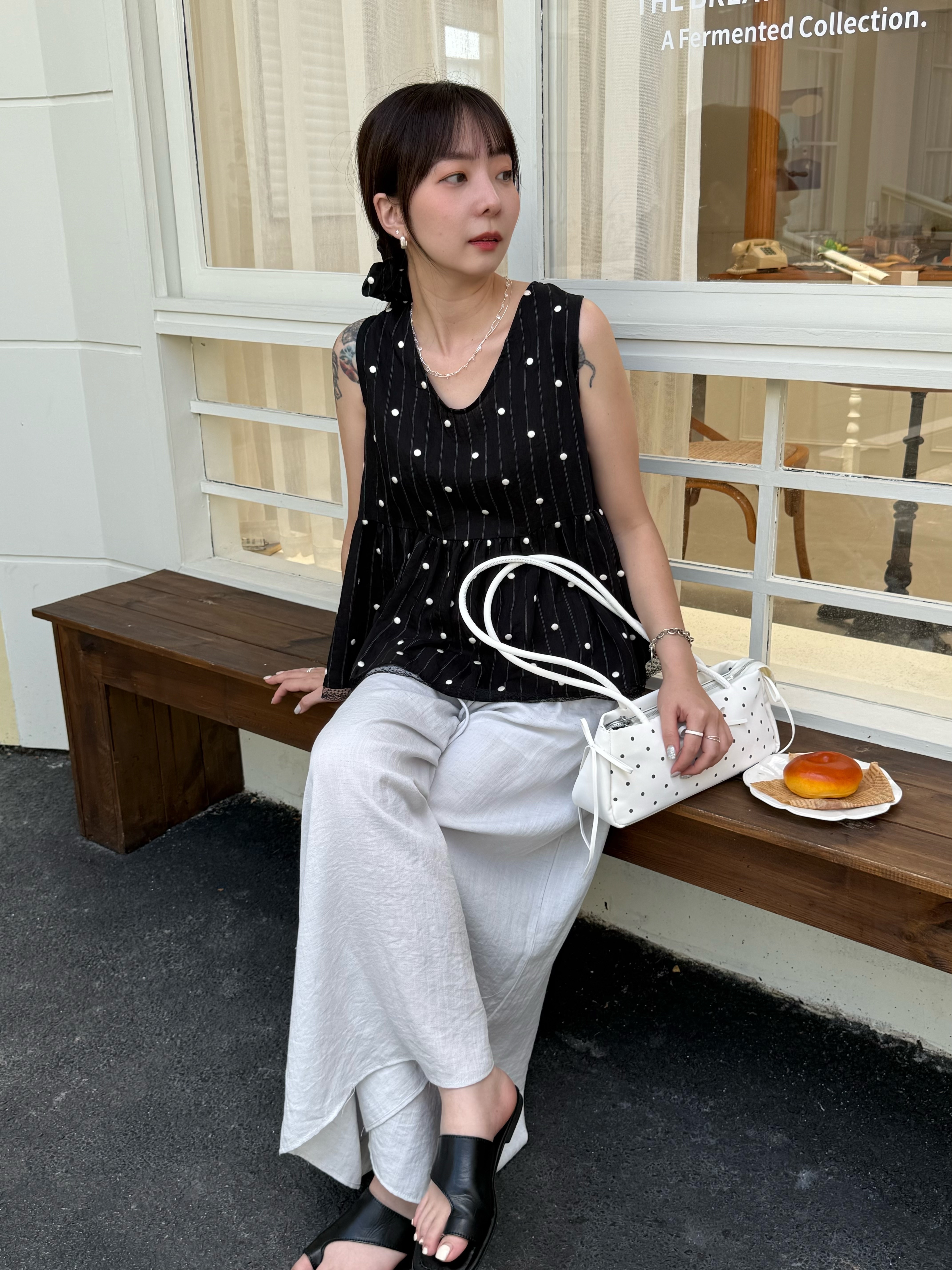 韓系附髮圈刺繡點點背心