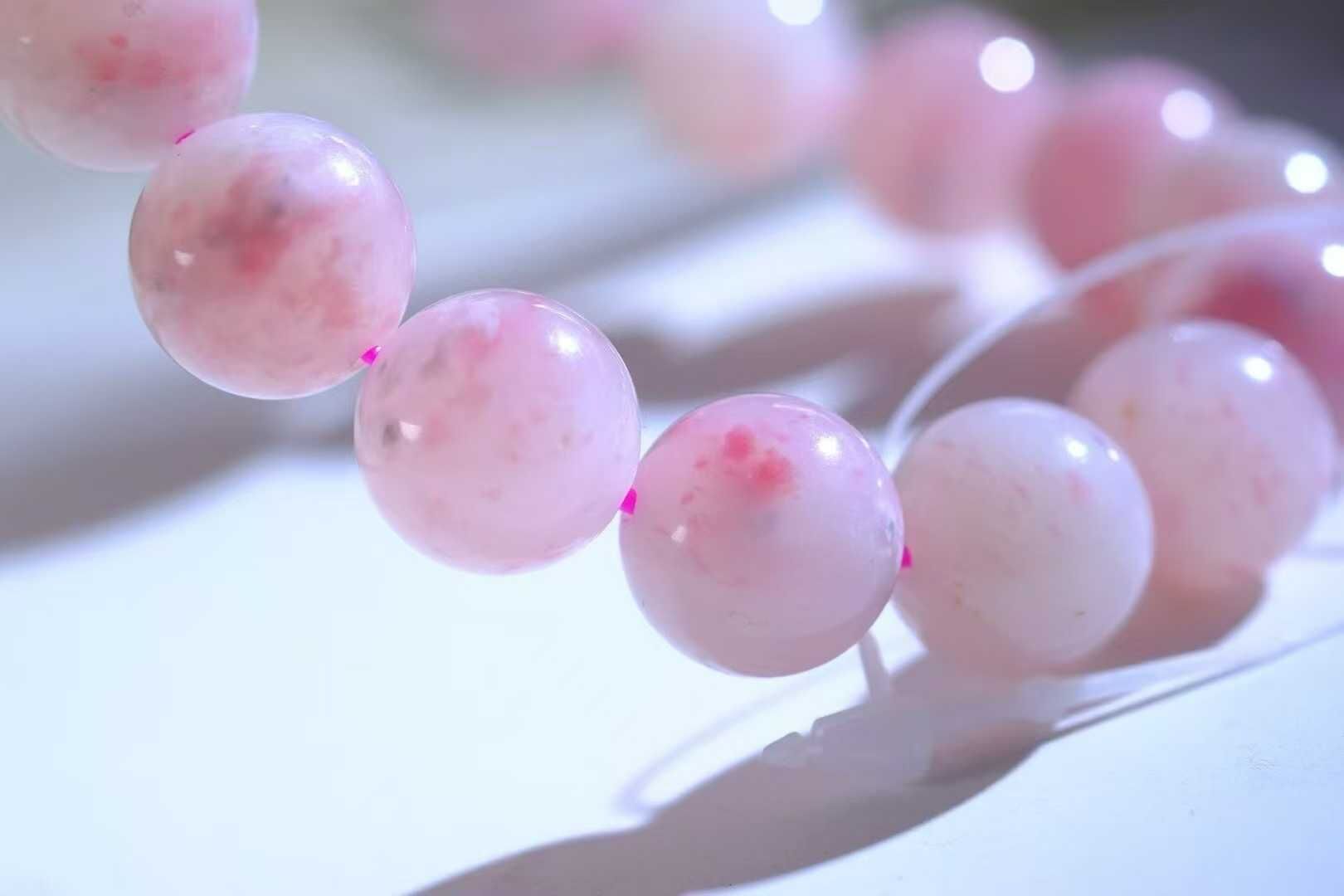 521722 和田玉且末櫻花特色手串 (12mm直徑)