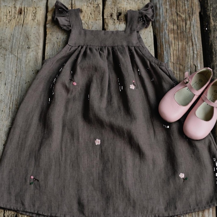(預購)ALL THE BEAUTIFUL LINEN 滿版刺繡小天使洋裝 EXCLUSIVE PINAFORE