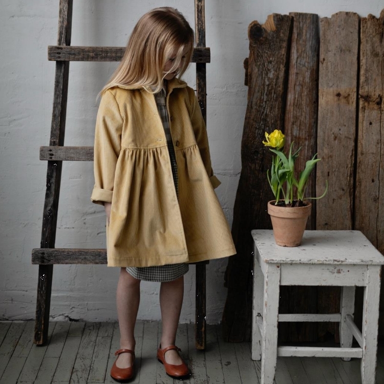 (預購)ALL THE BEAUTIFUL LINEN 彼得潘領燈芯絨外套 CORDUROY RUFFLE COAT