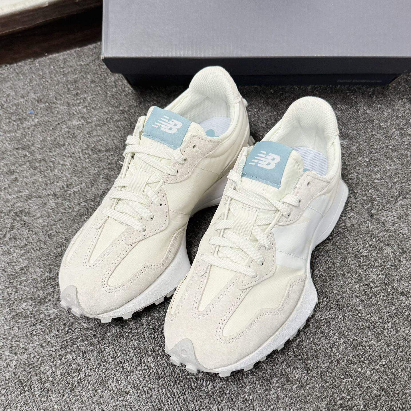 NEW BALANCE 327 海鹽冰藍 米白白藍 [6月新優惠!]