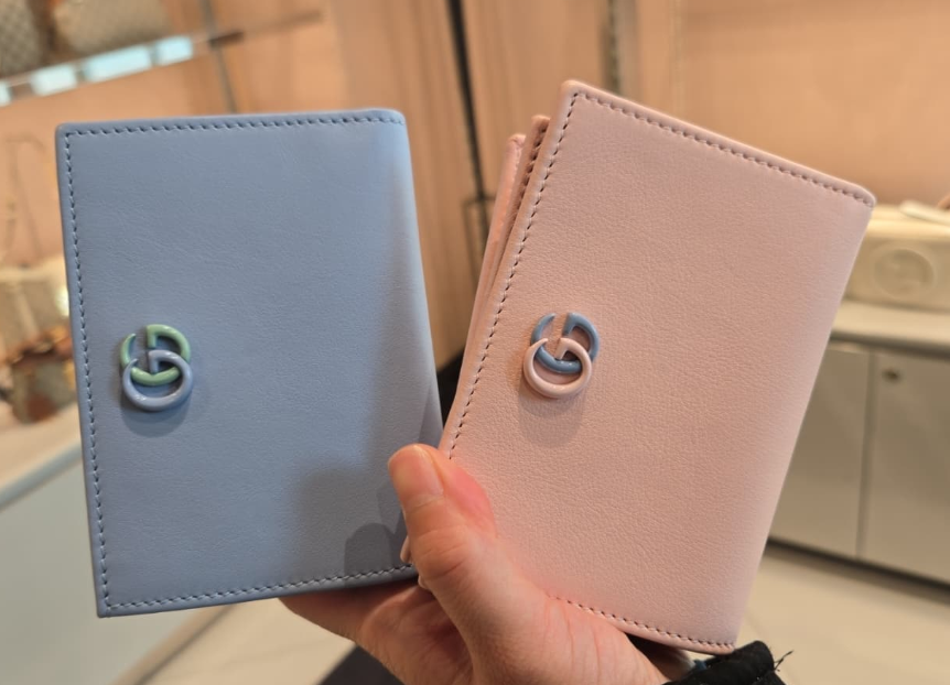BE081 Gucci 雙色啪扣兩摺短銀包 - 粉紅色 11.5 x 8 cm 790063 AADQF 5943
