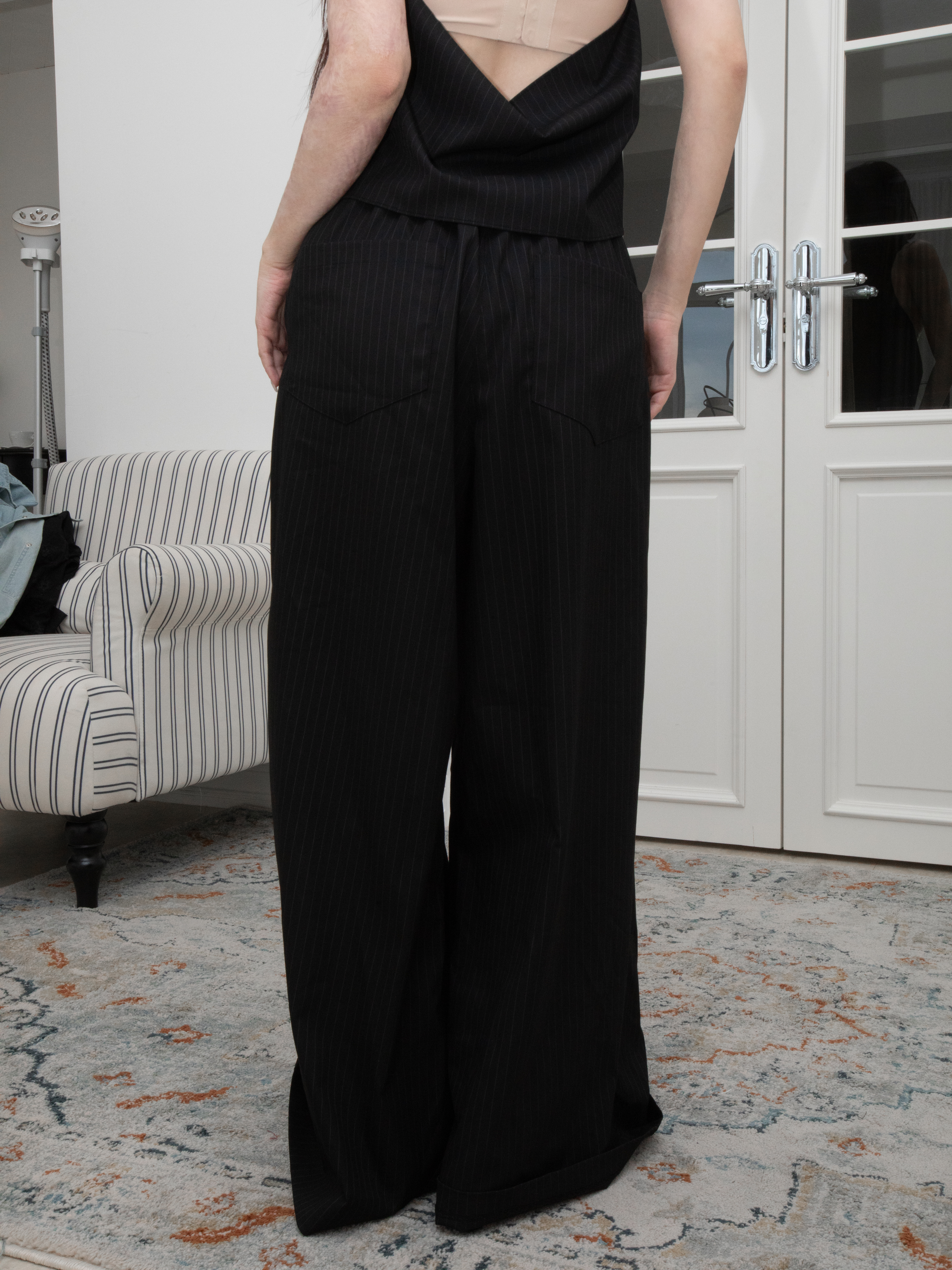 H02 PLEATED WIDE LEG STRIPE TROUSERS