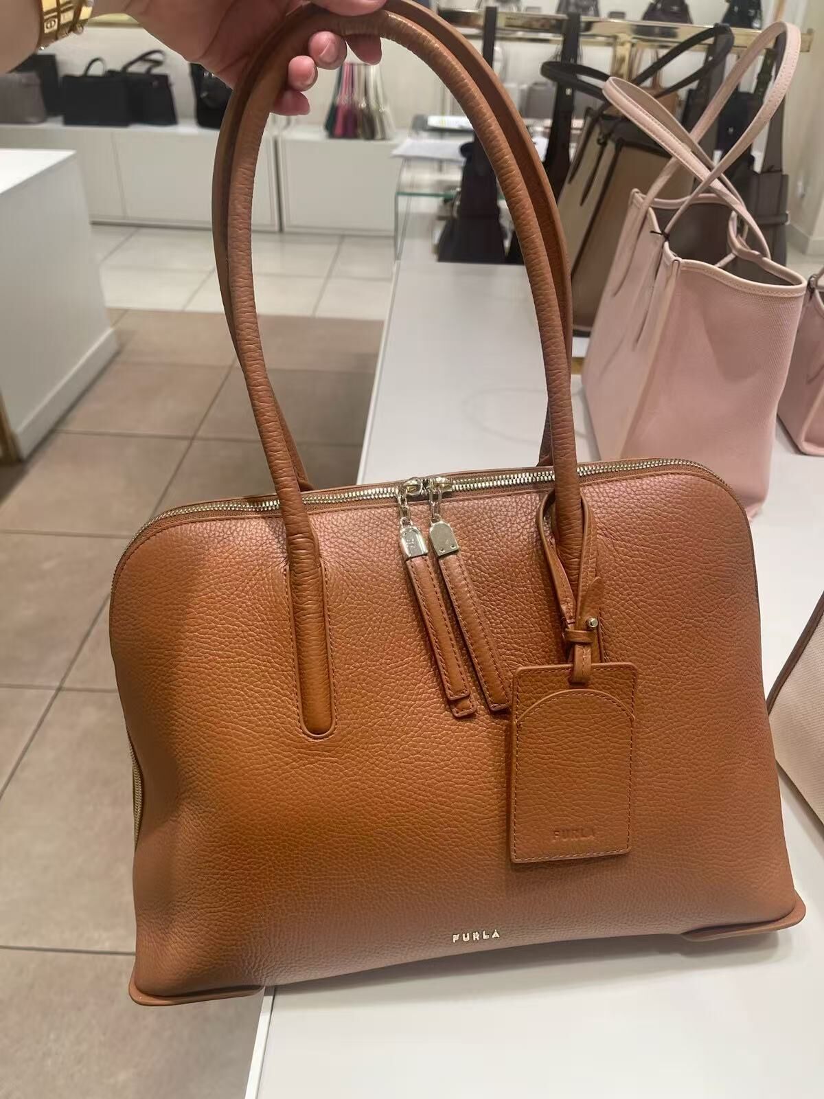 【預購】H0612134 Furla Atmosfera 大號貝殼包