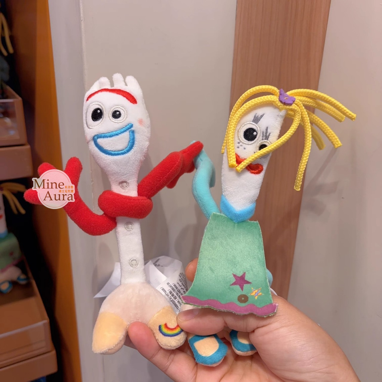 叉奇 Forky 凱倫貝芙麗 Karen Beverly 磁鐵 坐肩 絨毛 娃娃 公仔 玩具總動員 Toy Story -上海迪士尼樂園