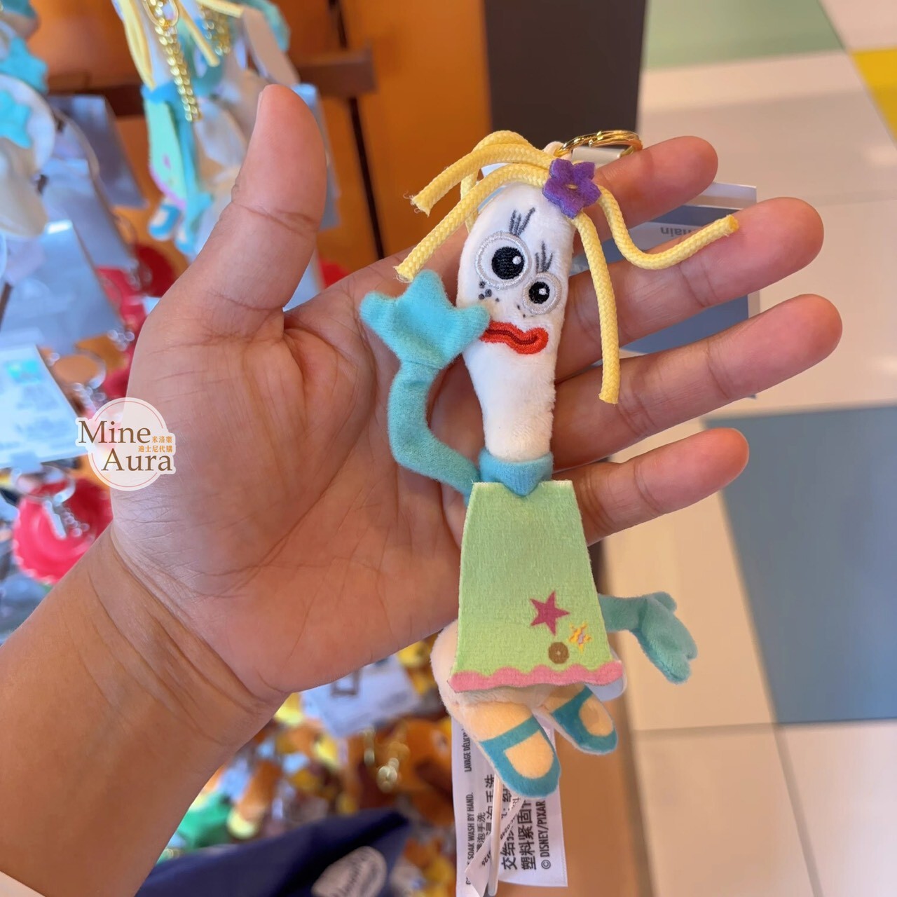 玩具總動員5 叉奇 女友 凱倫貝芙麗 Karen Beverly 絨毛 鑰匙圈 吊飾 玩具總動員 Toy Story -上海迪士尼樂園
