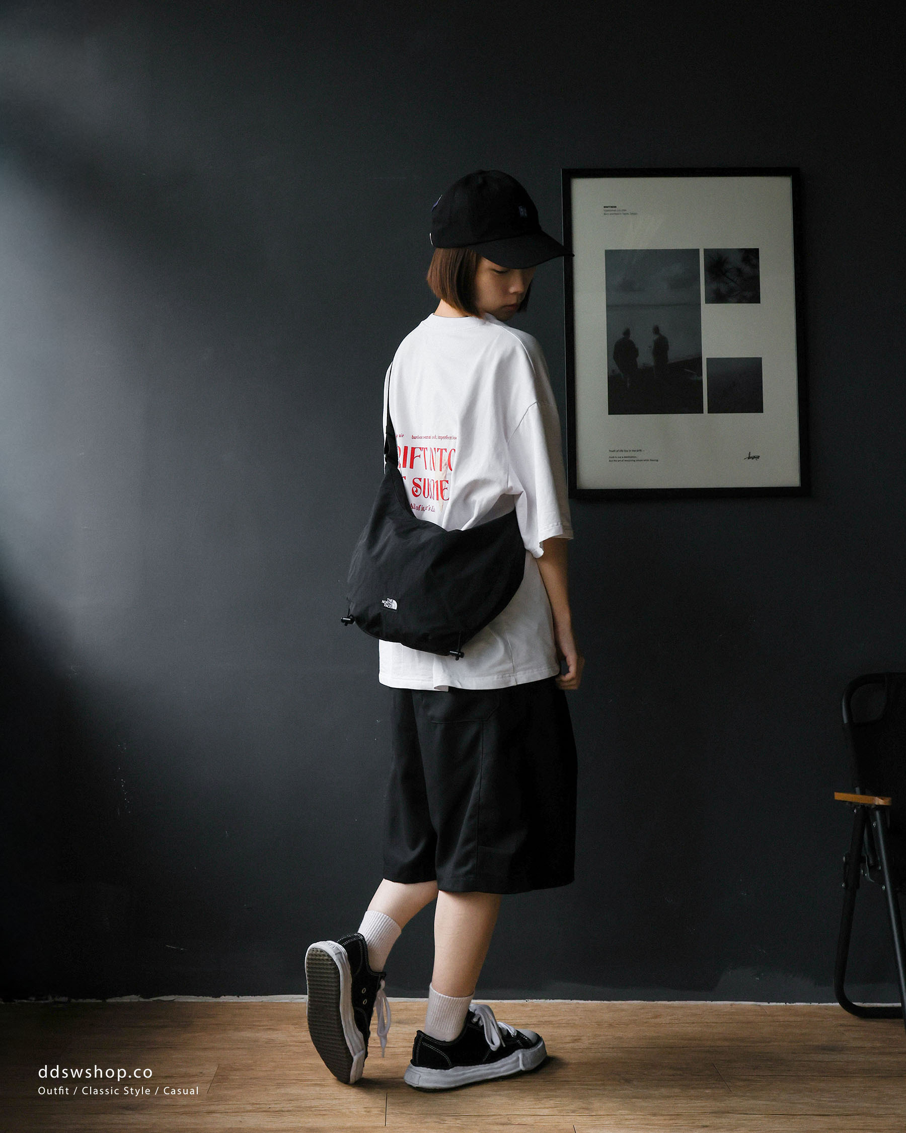 "現貨+代購" THE NORTH FACE BREEZE CROSS BAG M 抽繩半月包