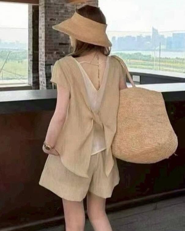 【顯瘦V領後扭結棉麻套裝】（現貨）