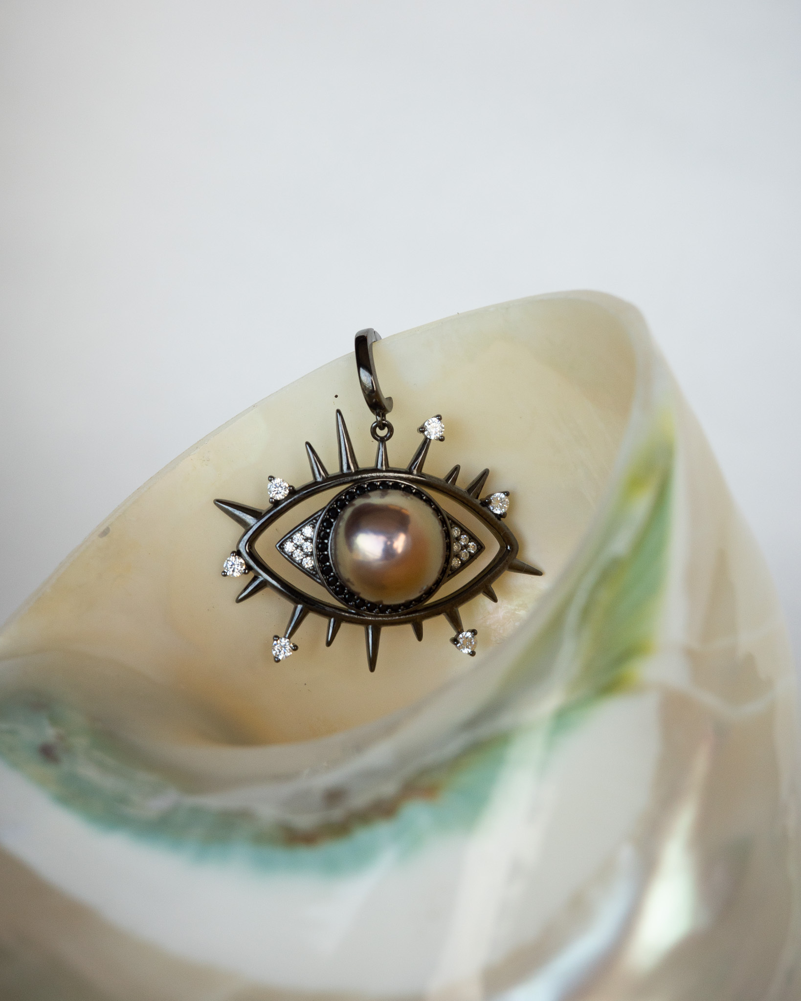 Yeux d'Étoiles 星眸