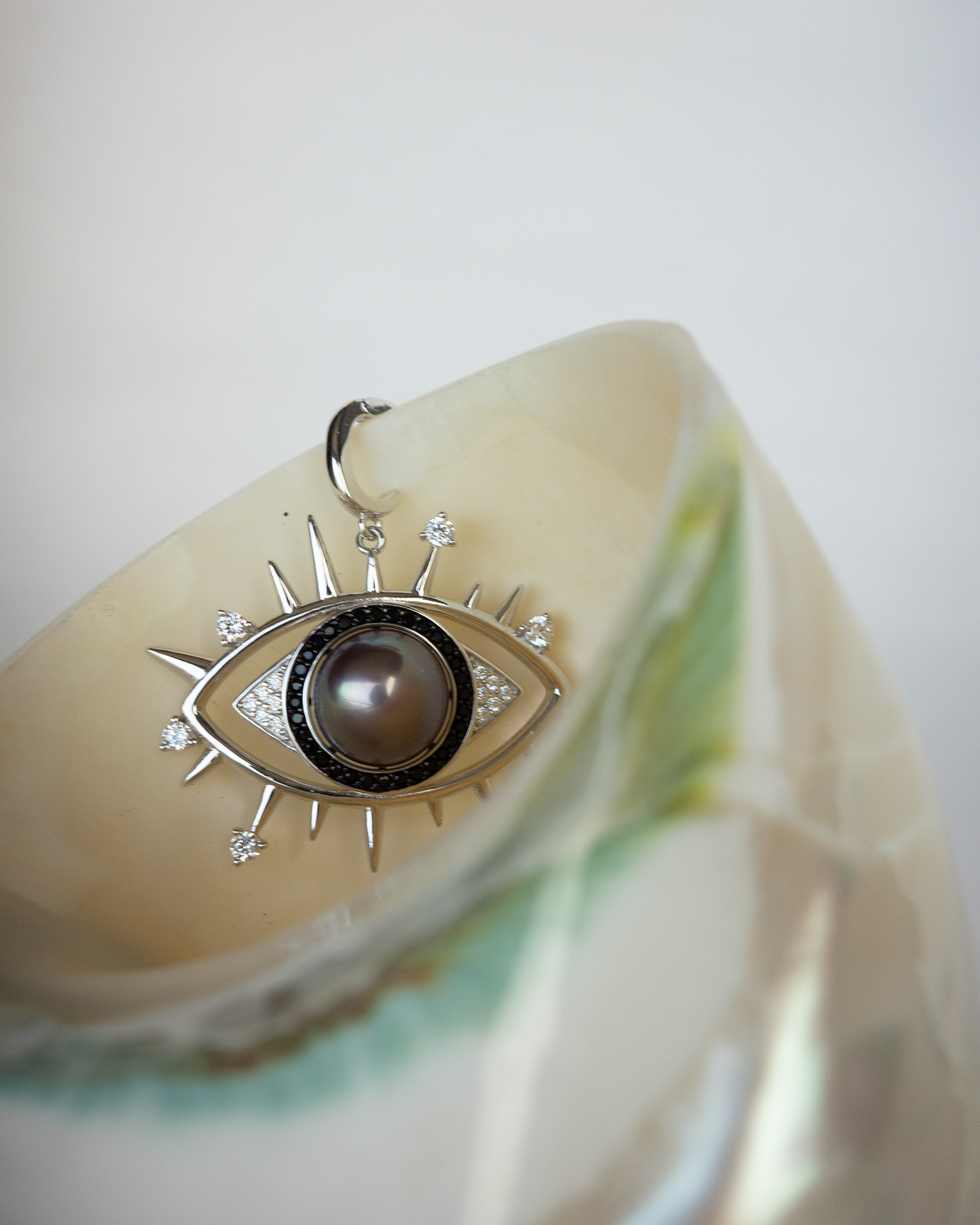 Yeux d'Étoiles 星眸