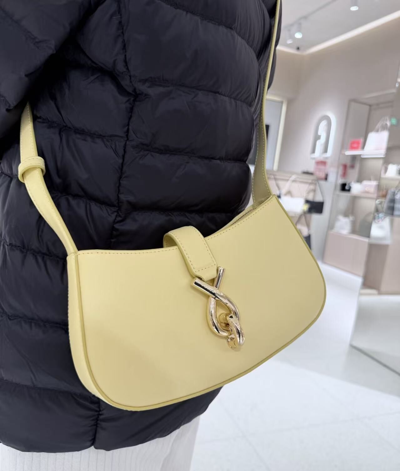 【預購】H0612145 Furla Mianova 小號單肩包 (黃色)