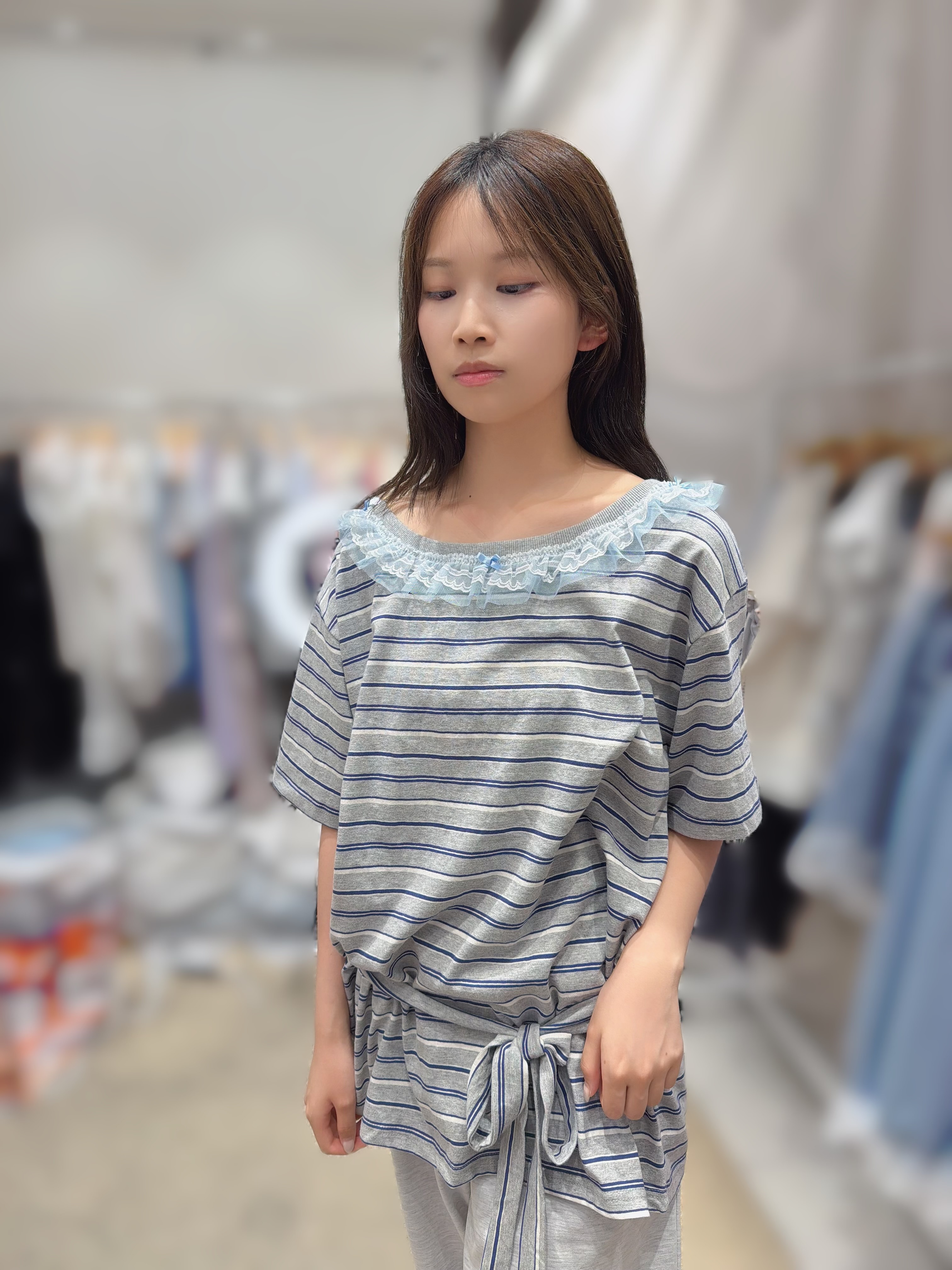 VS98 胸50 長27.5 $419 (一口價)