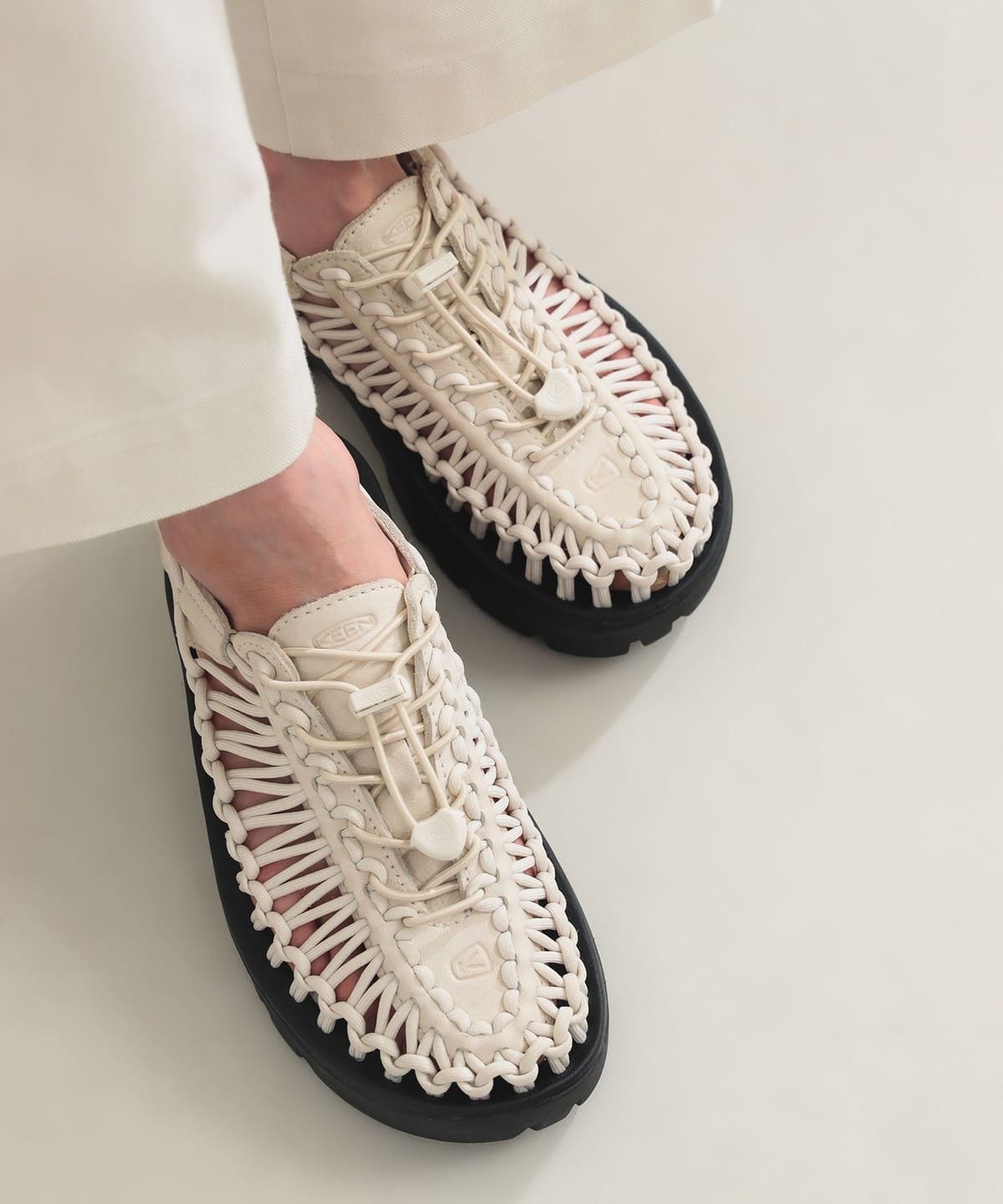 預購┃KEEN UNEEK PLT BLACK SMOOTH LEA 厚底 編織 涼鞋