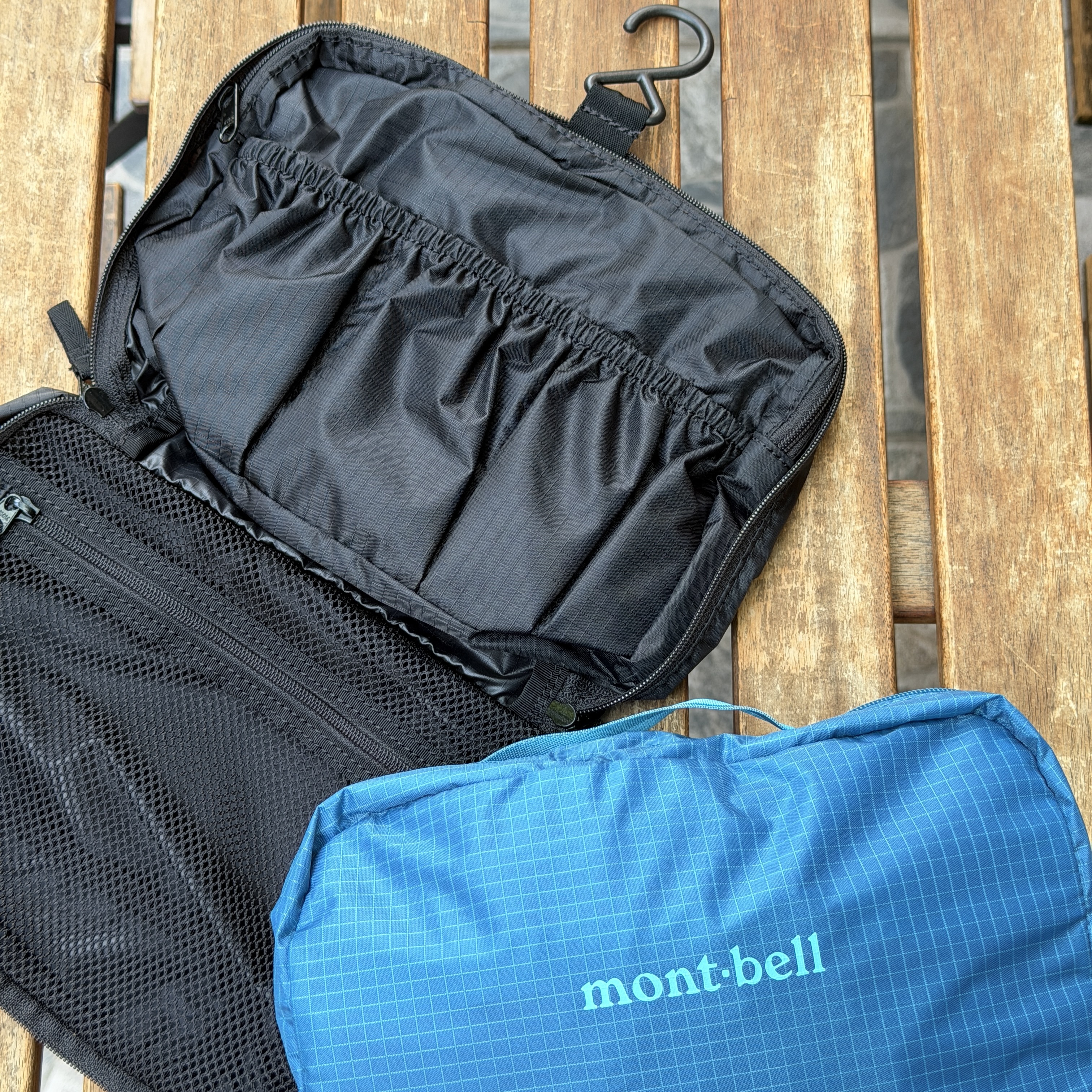 現貨】Mont-Bell 輕量化抗撕裂旅行收納袋盥洗包化妝包
