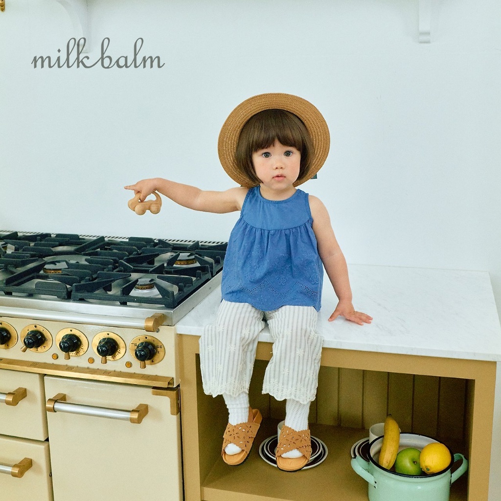 正韓夏milkbalm 小童兩色下擺雕花上衣