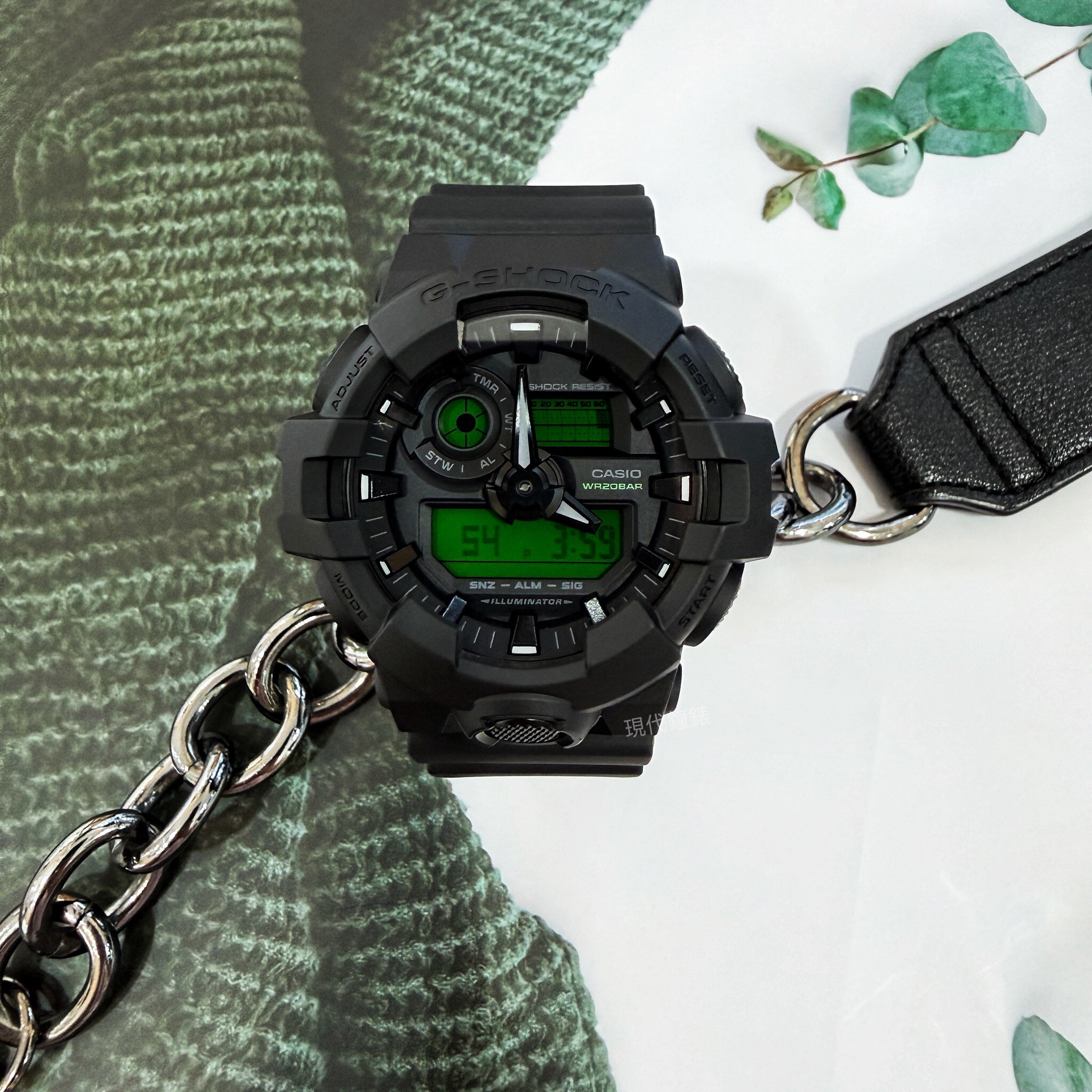 【G-SHOCK】酷黑電光綠雙顯電子錶 GA-700BEG-1A  53.4mm 現代鐘錶
