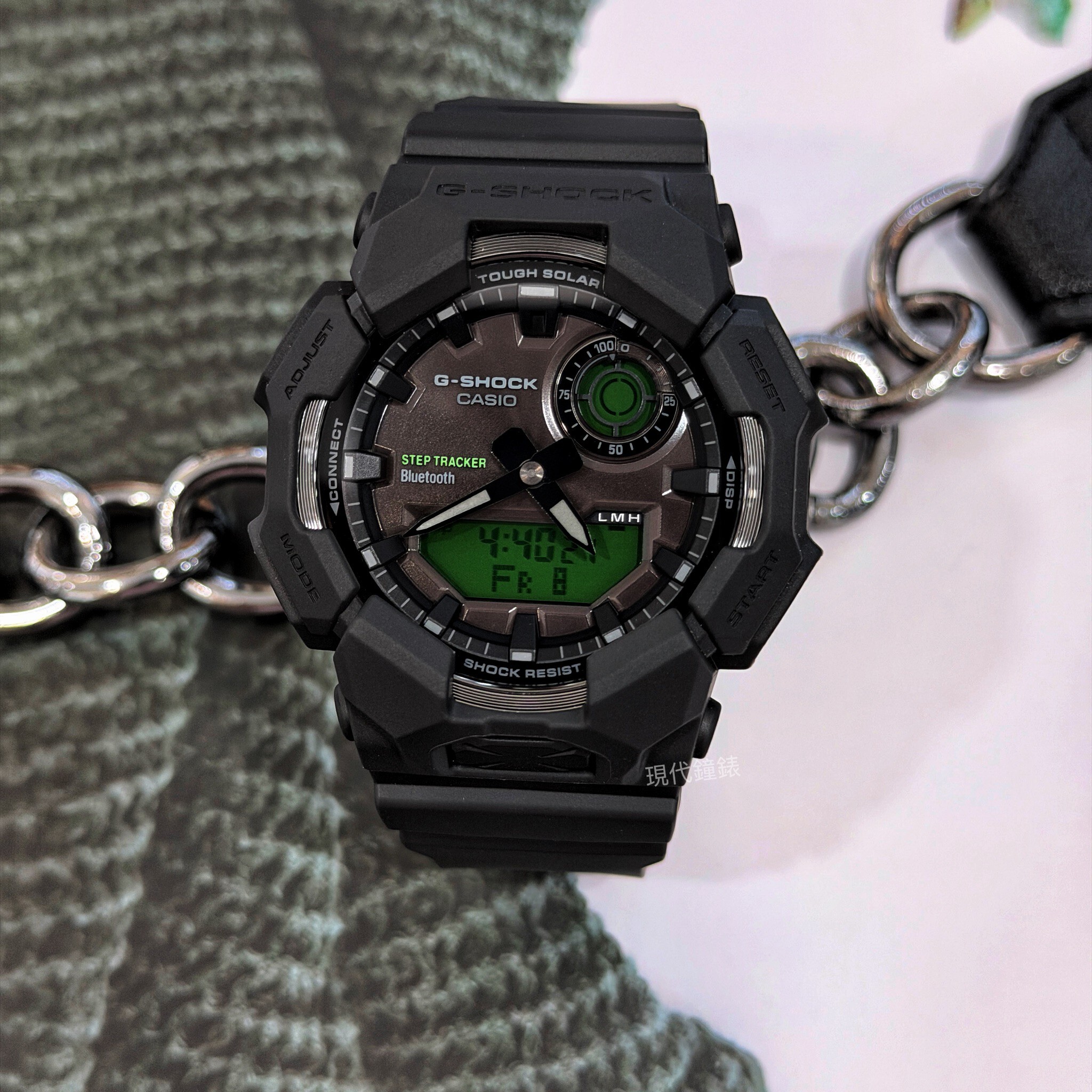【G-SHOCK】酷黑電光綠太陽能藍牙運動電子錶 GA-B010BEG-1A  49.3mm 現代鐘錶