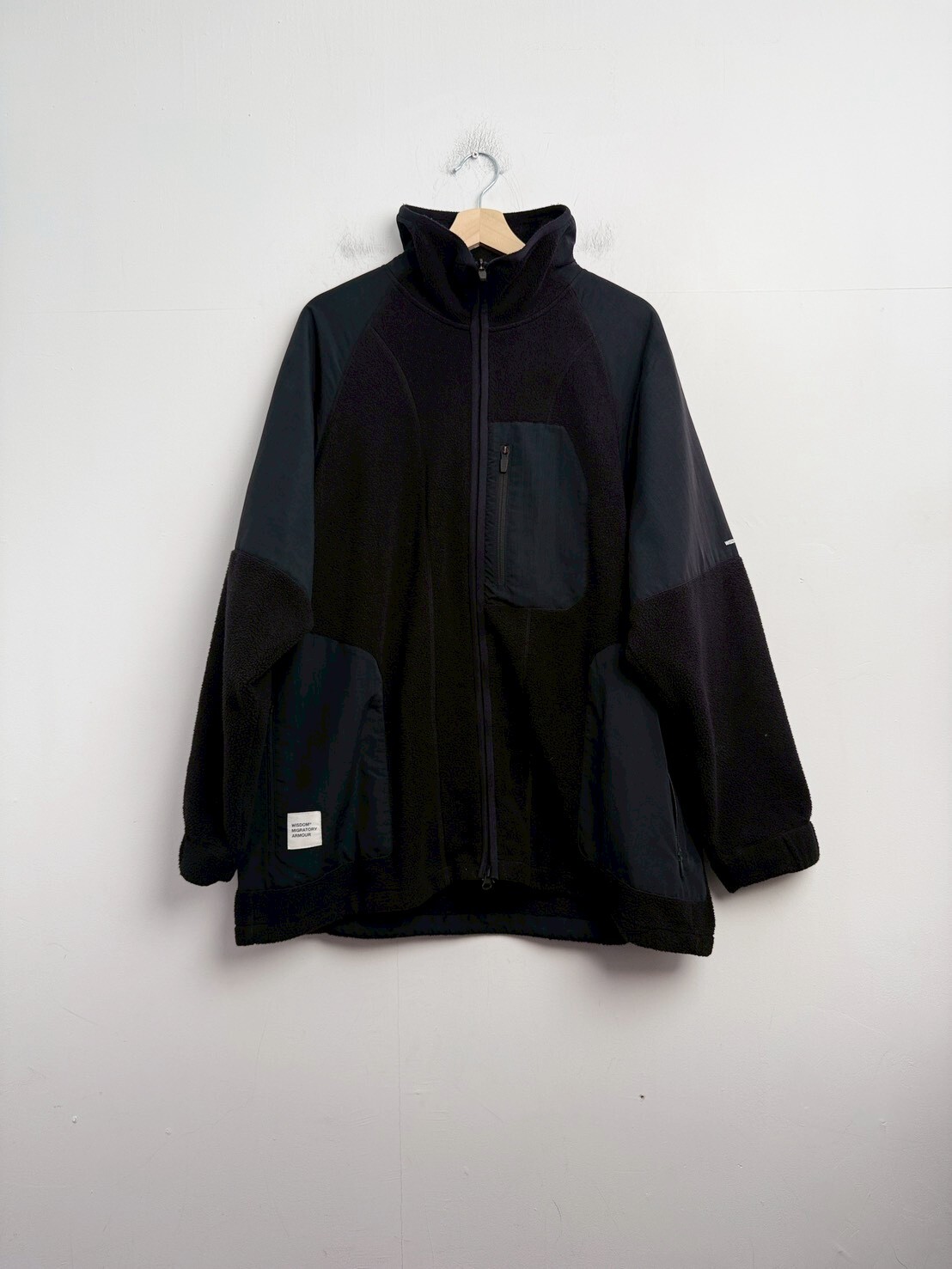 WISDOM 21A/W “X·V” COLLECTION | Hollow-Fleece Outer SIZE L