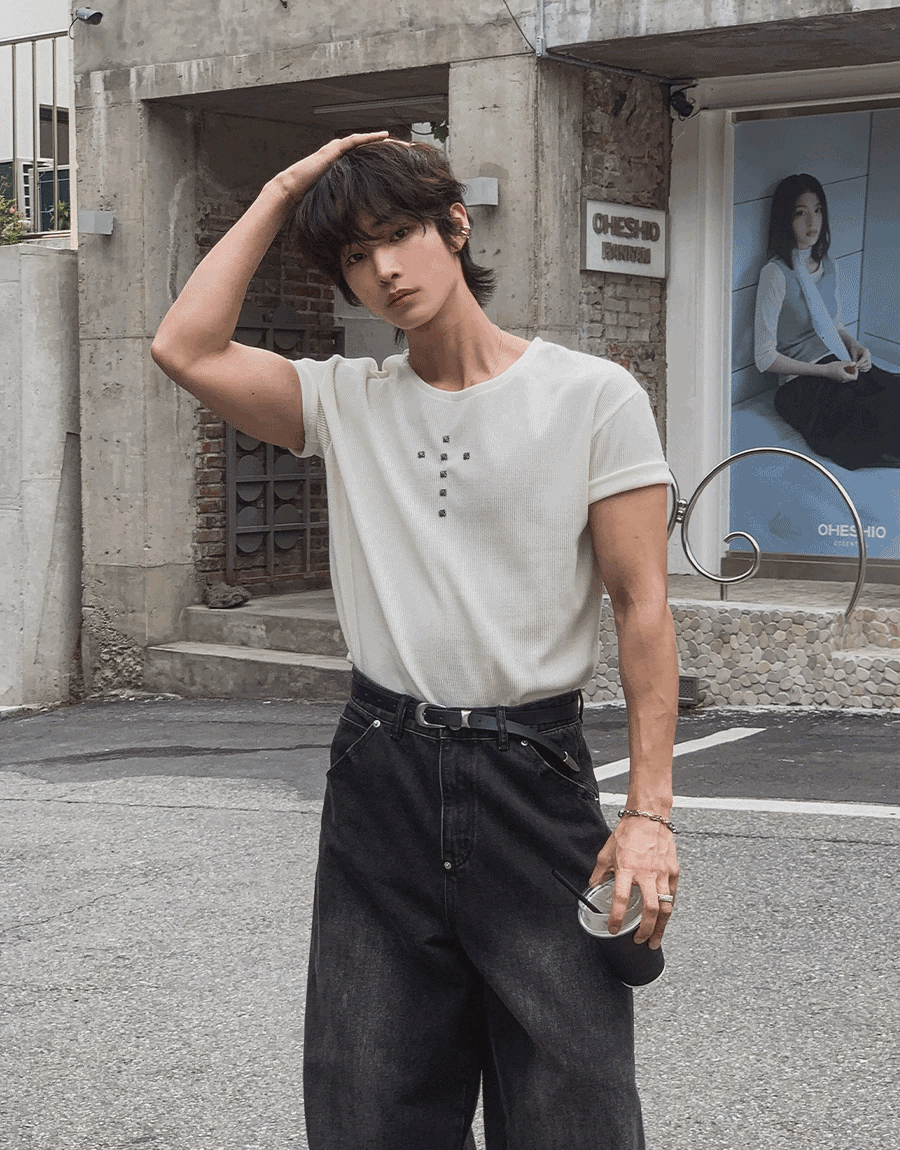 Cross stud ribbed short-sleeve tee