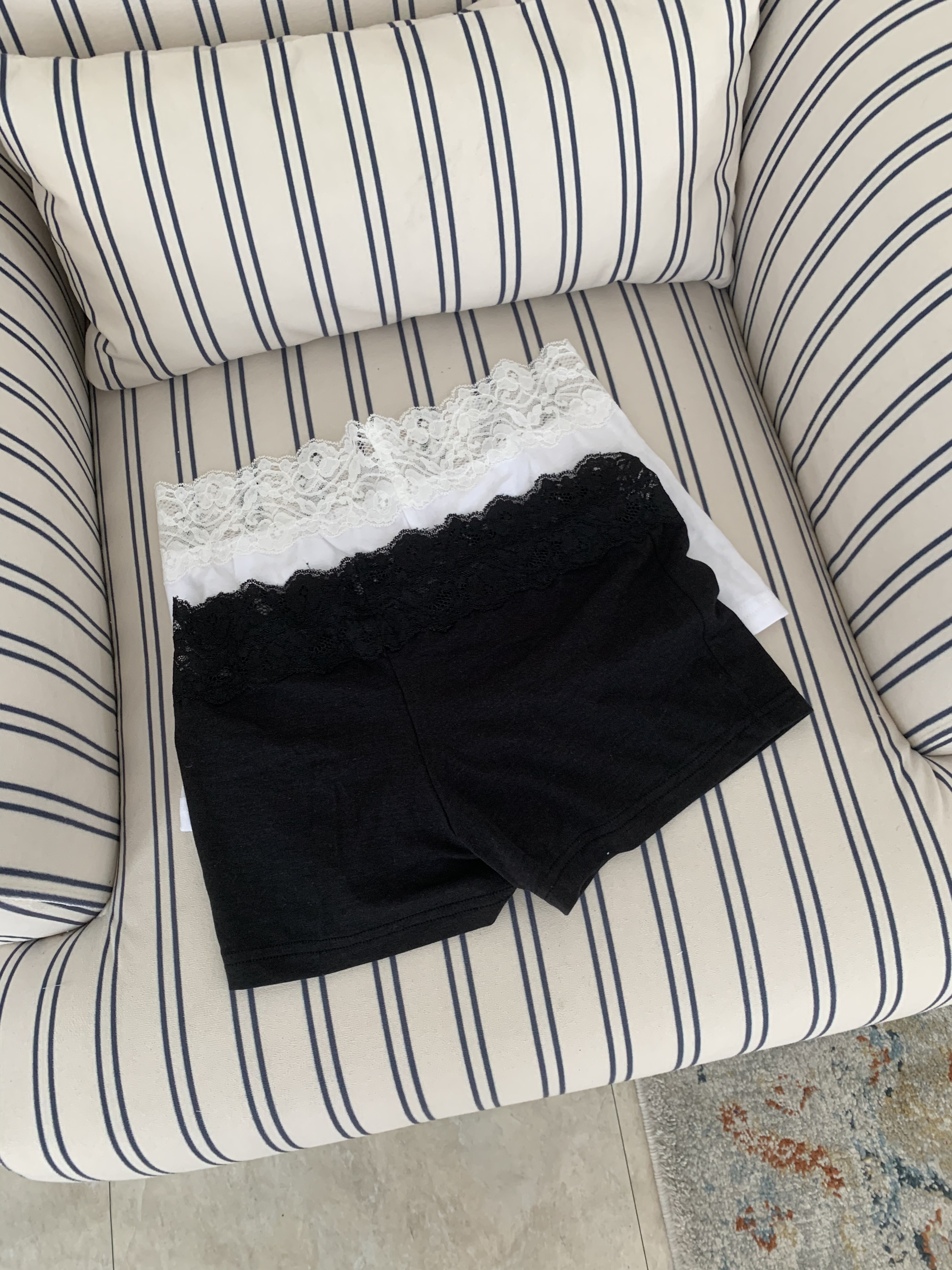 H13 LACE TRIM BOYSHORTS